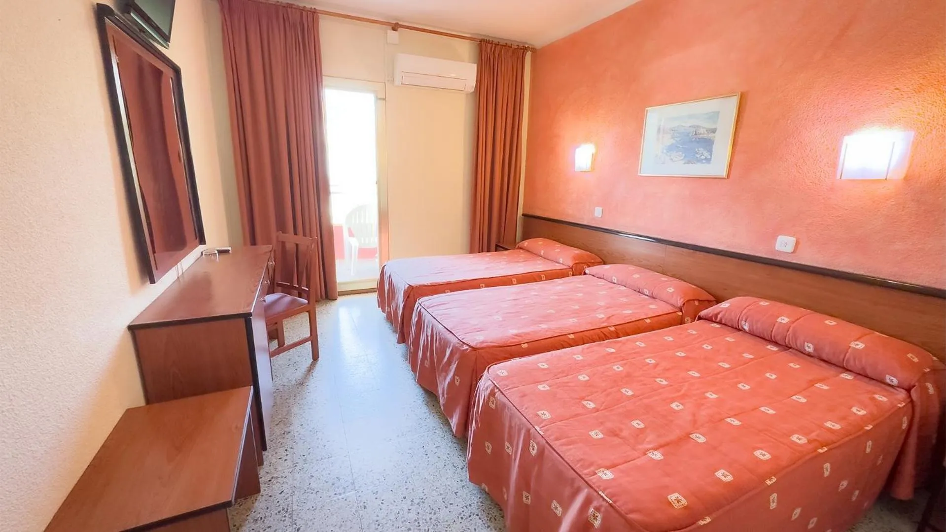 Bedroom, Bed in BLUESEA Continental