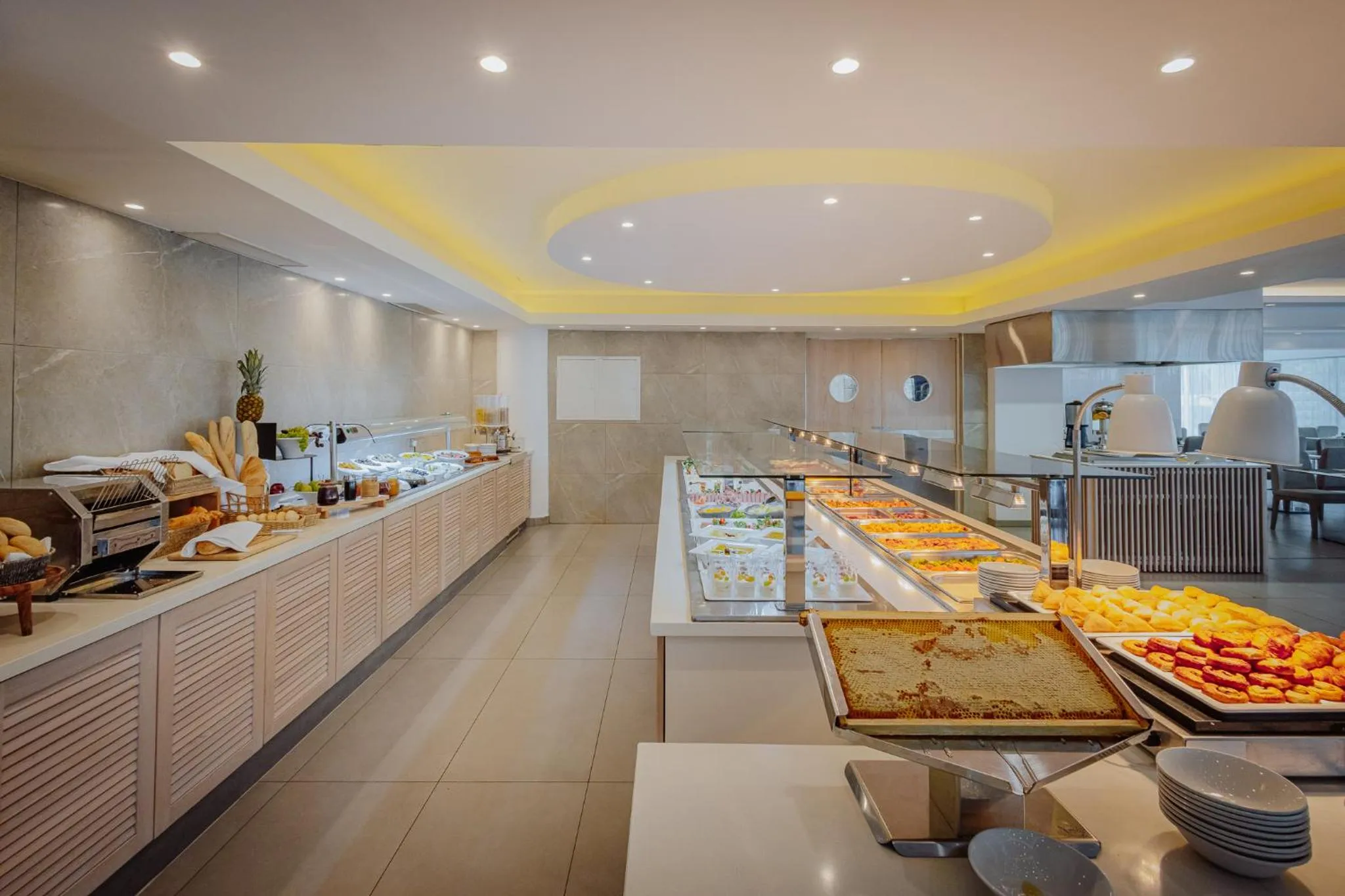 Buffet breakfast in Tasia Maris Sands (Adults Only)