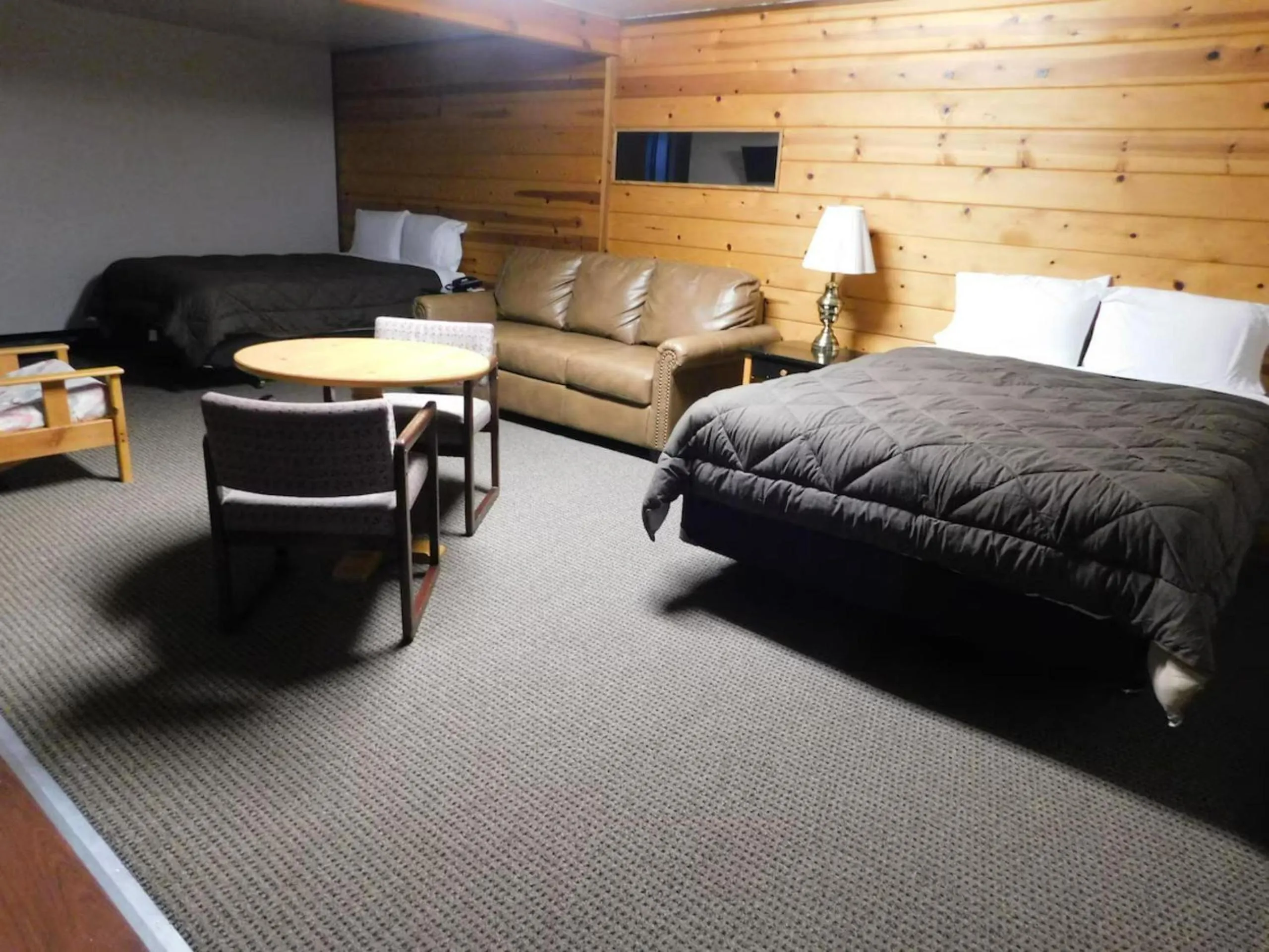 Bedroom, Bed in Packwood Inn