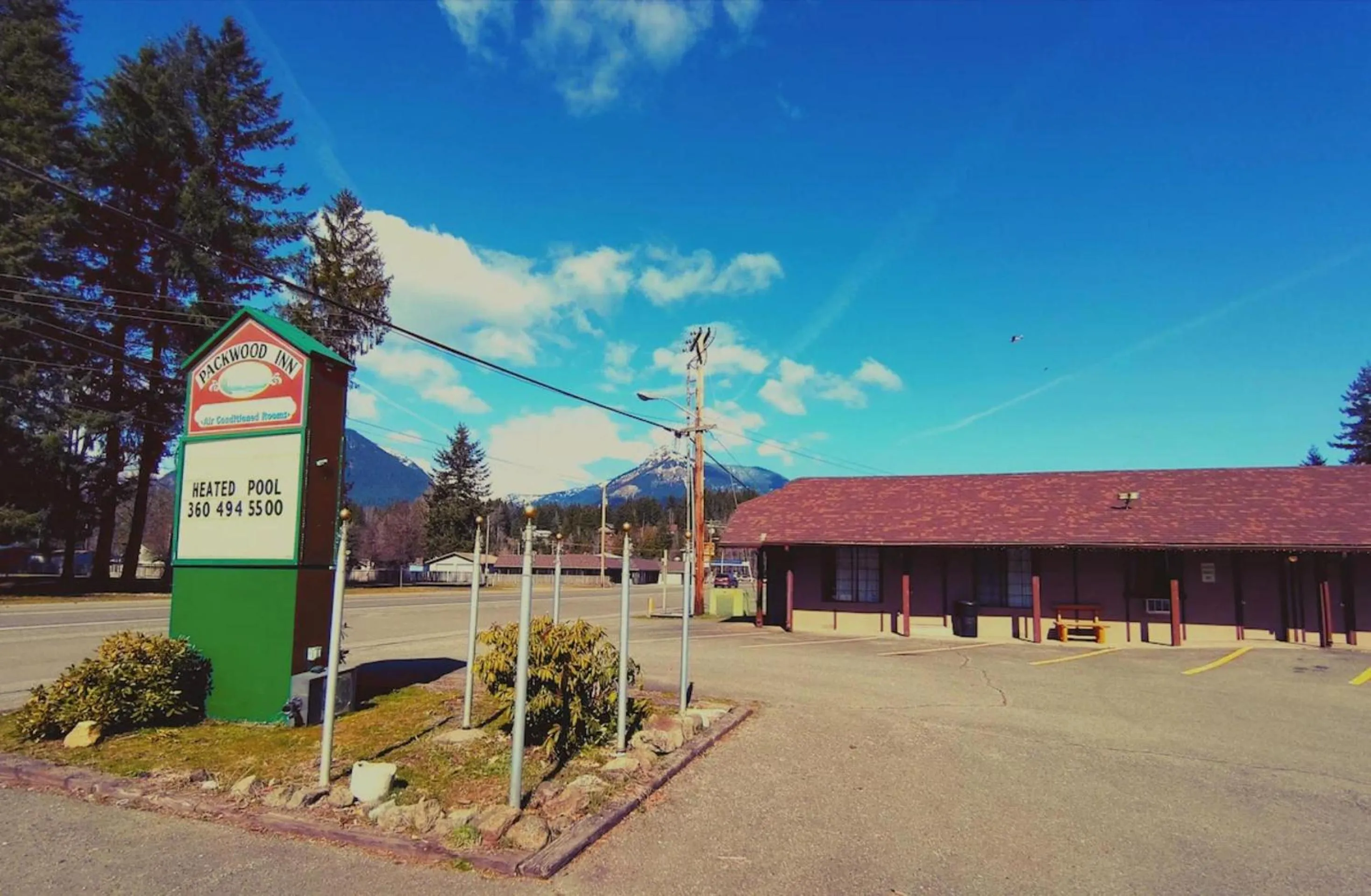 Area and facilities in Packwood Inn