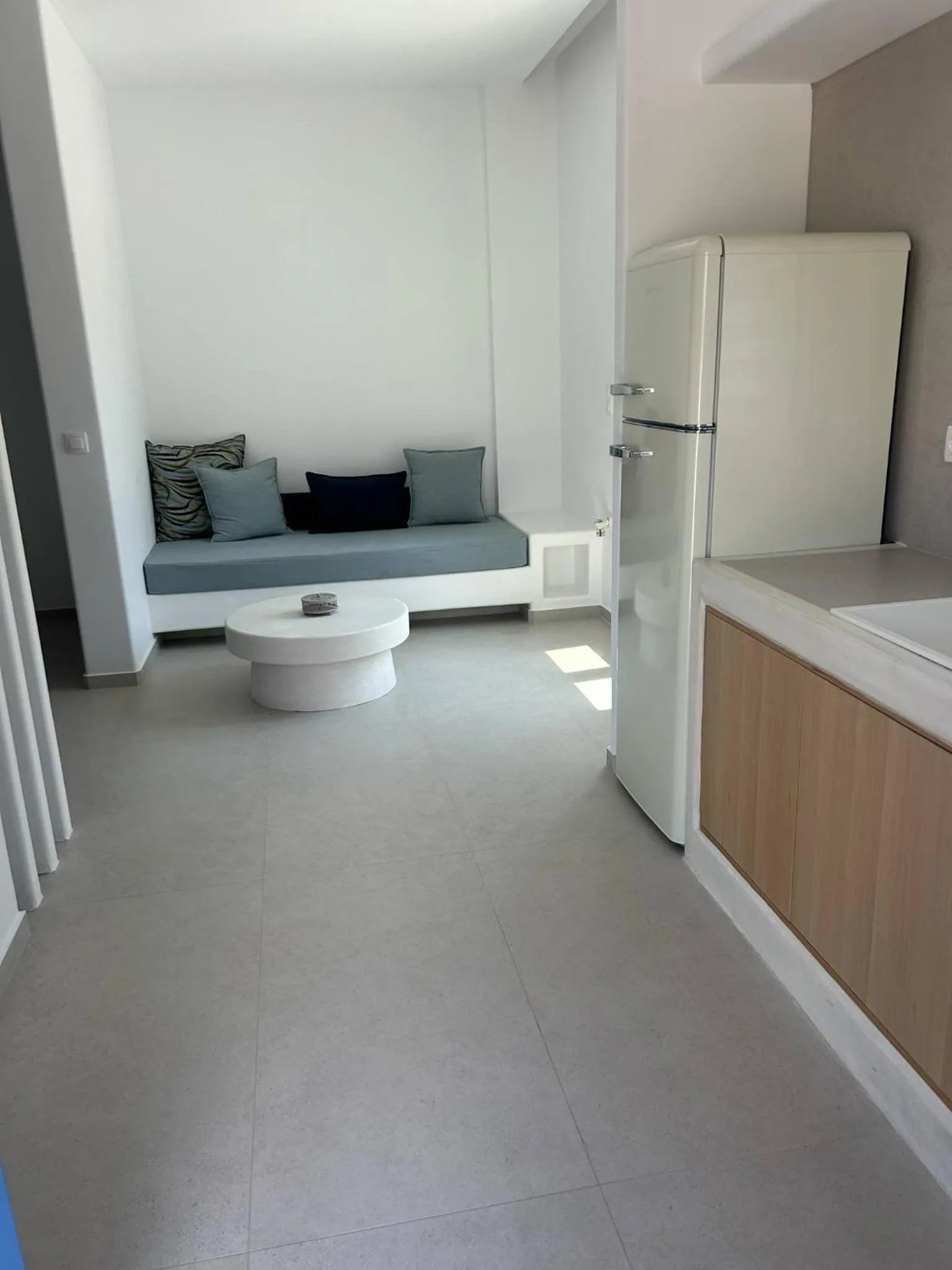 Living room in Mouras studios