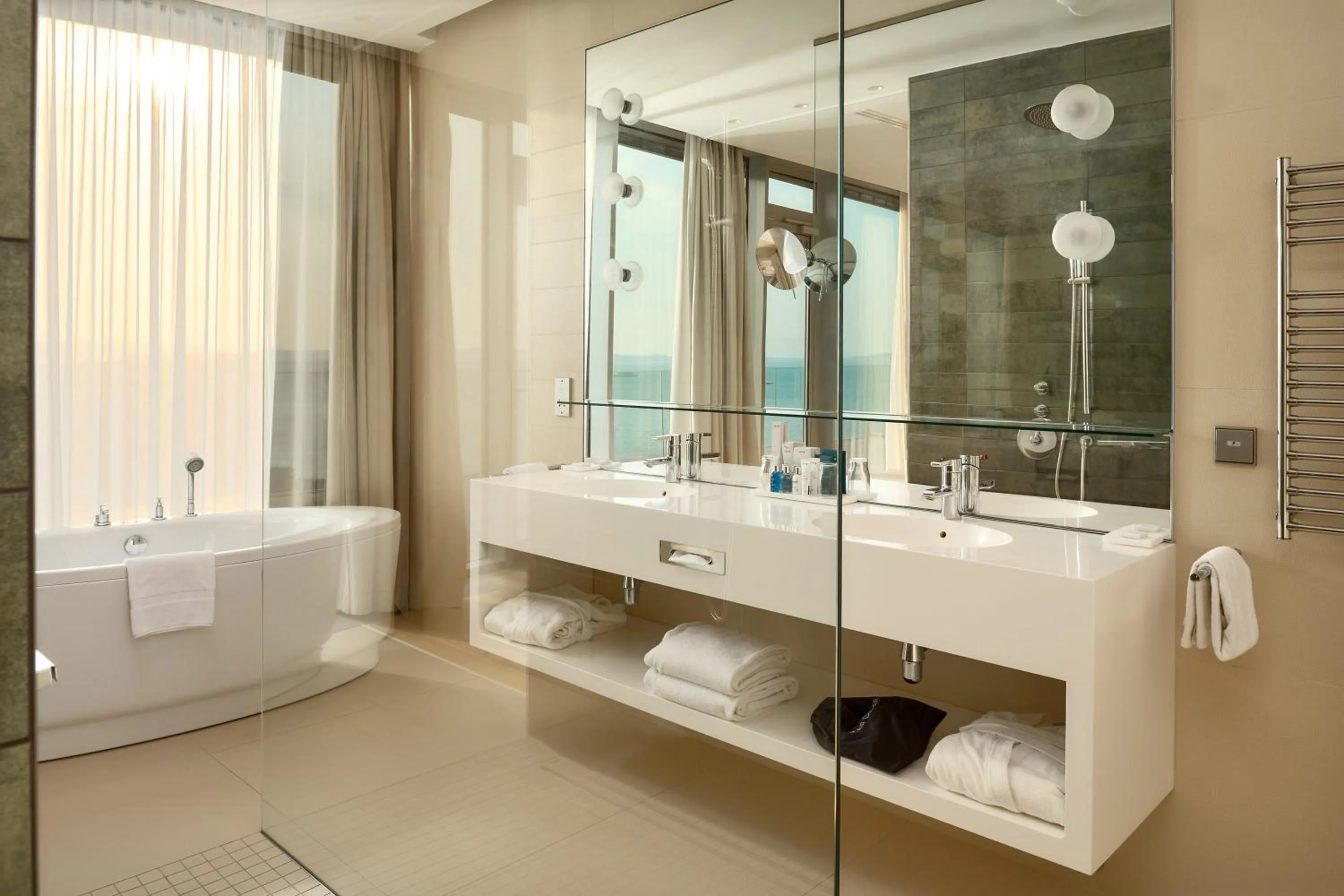 Bathroom in Radisson Blu Resort & Spa