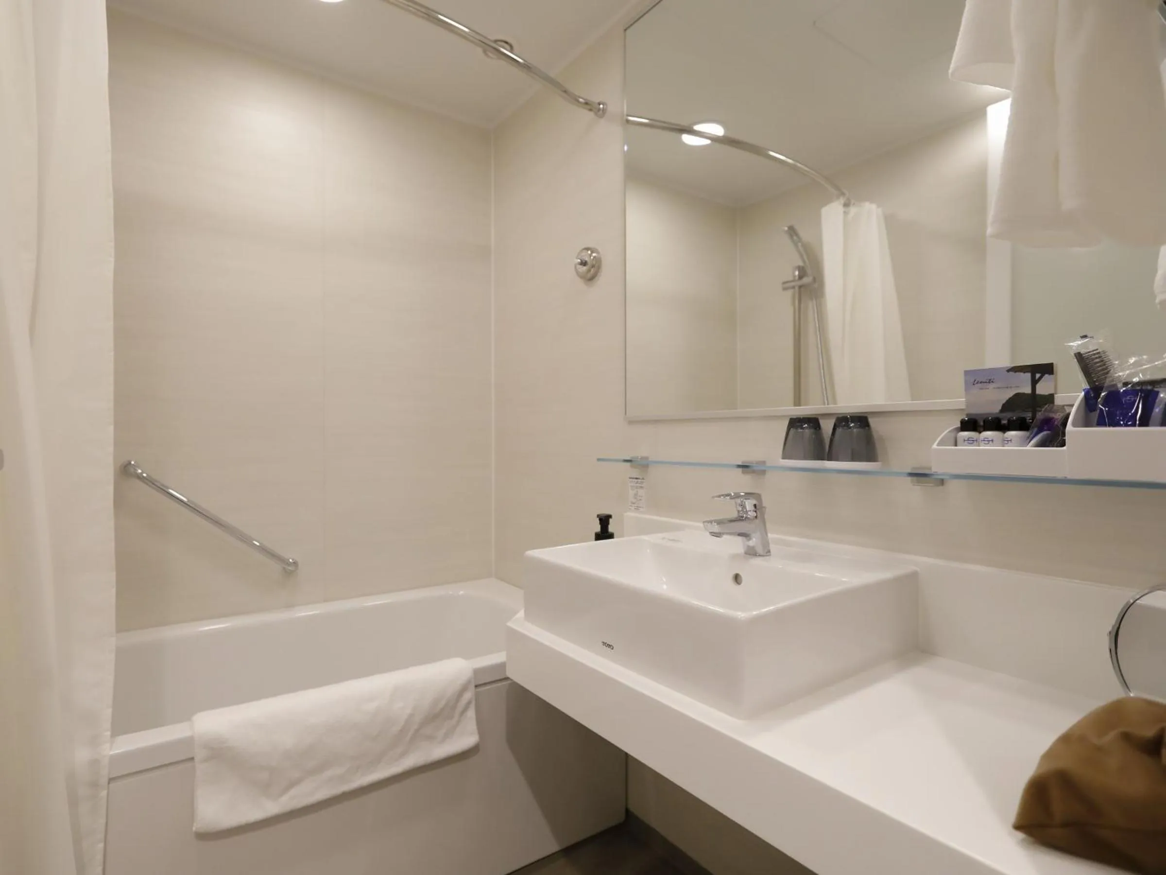 Bathroom in Nihon Seinenkan Hotel