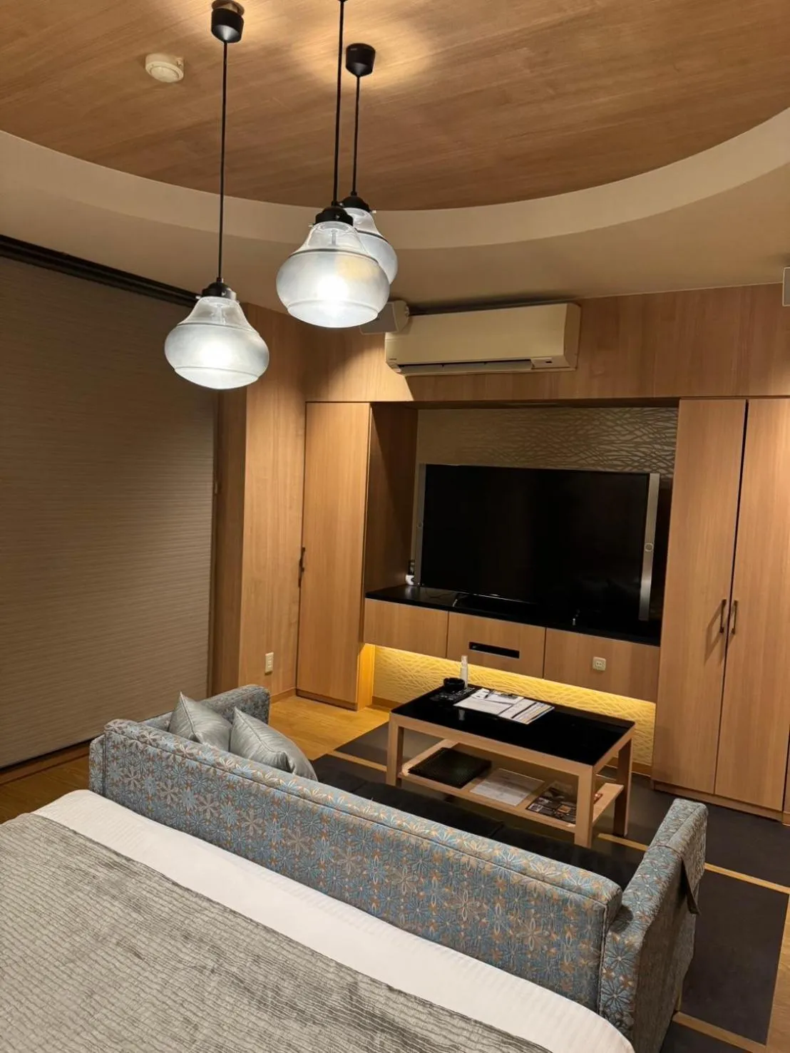 TV and multimedia in Dai Tokyo (Adult Only)