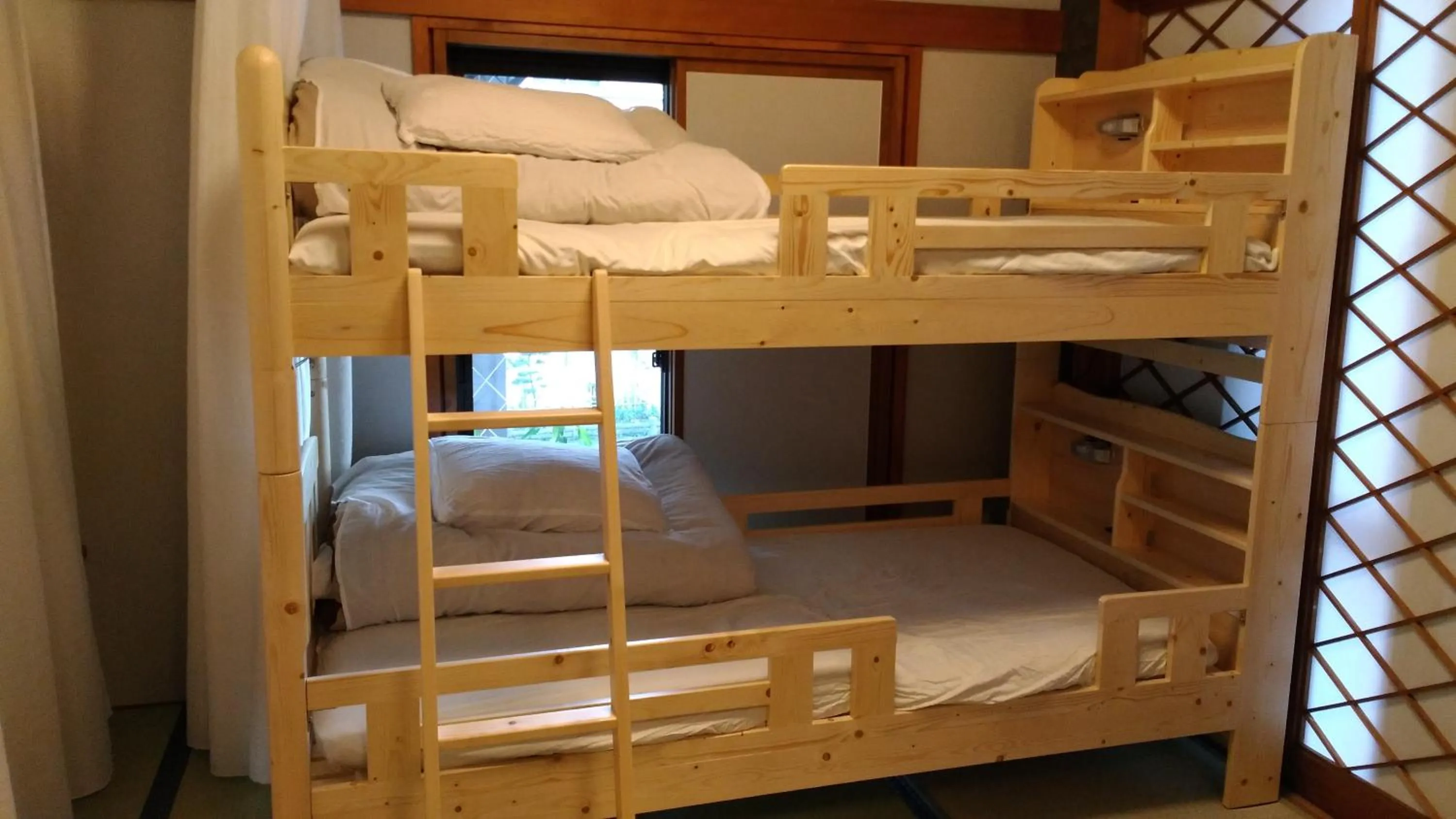 Other, Bed in Guest House Kuranomachi ゲストハウス蔵の街