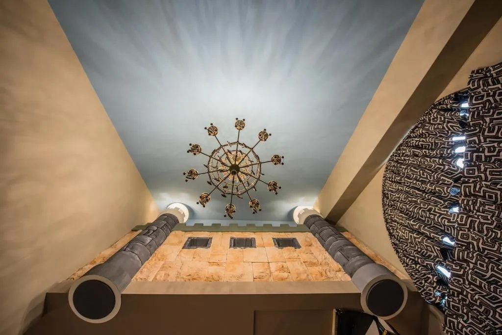 Decorative detail in Hi Kids B&B