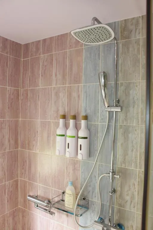 Bathroom in Hi Kids B&B