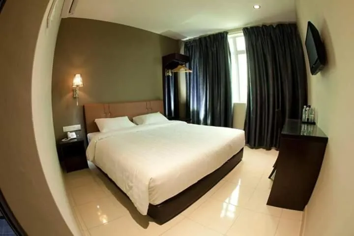 Bed in Ayer Hitam Hotel