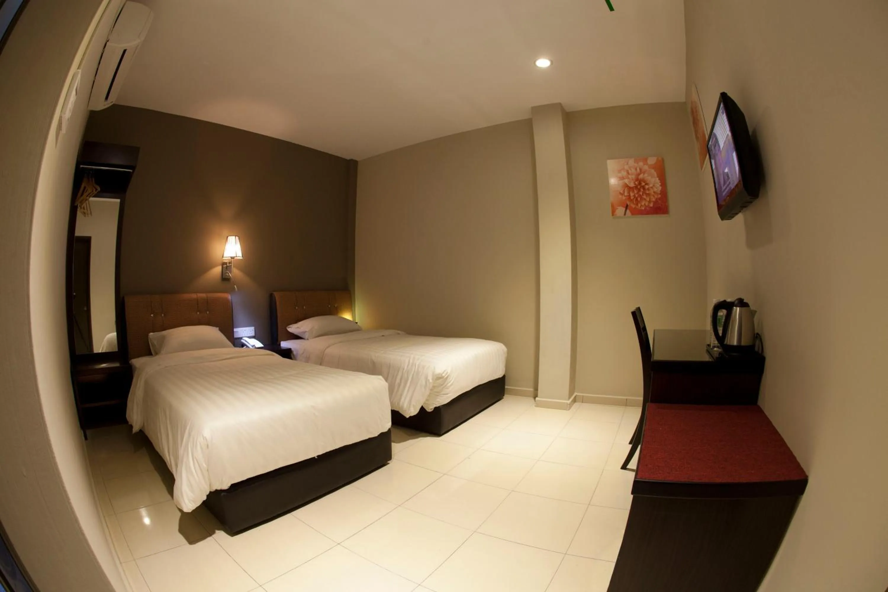 Bed in Ayer Hitam Hotel