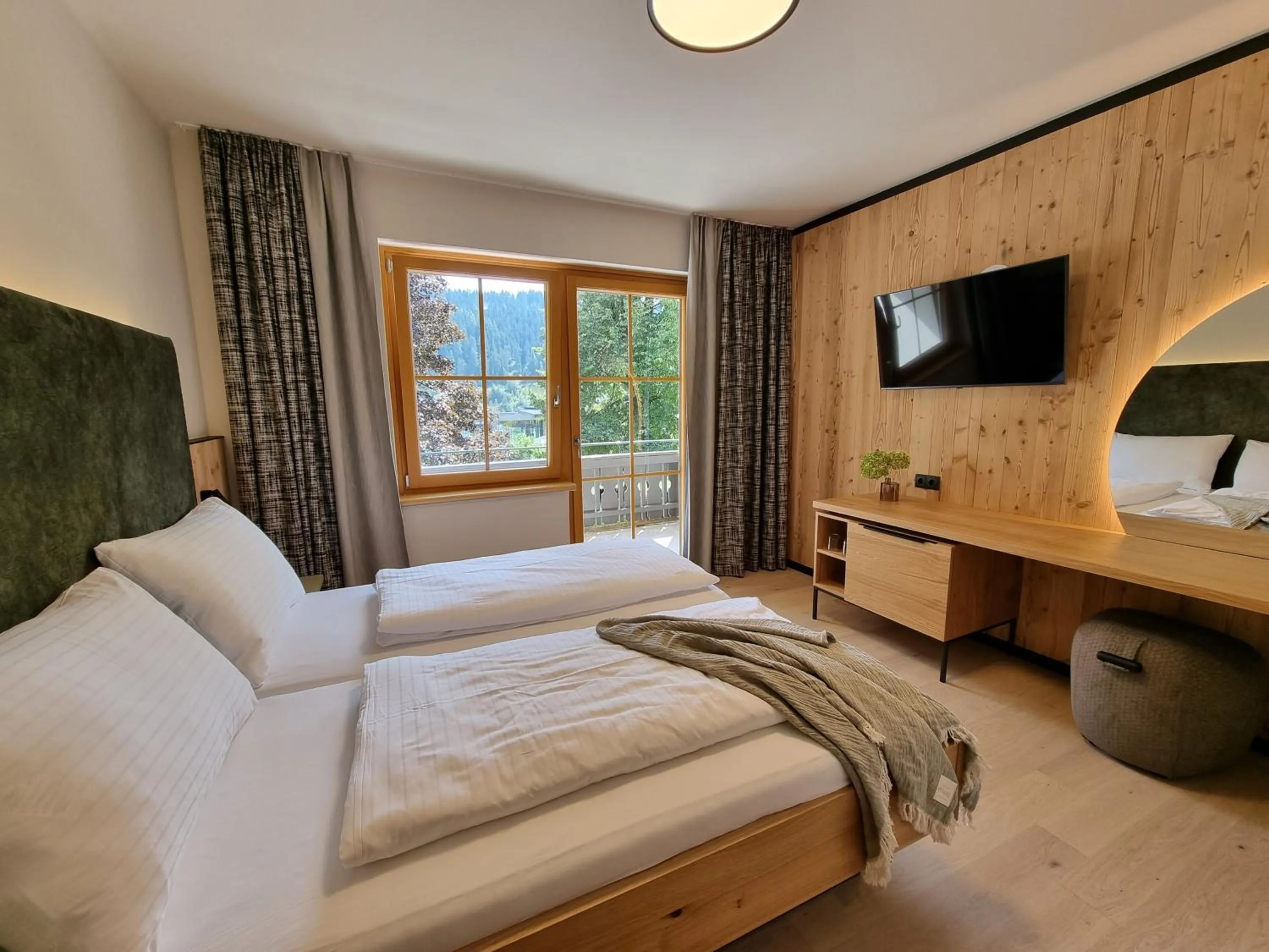 Bed in Hotel Matschner