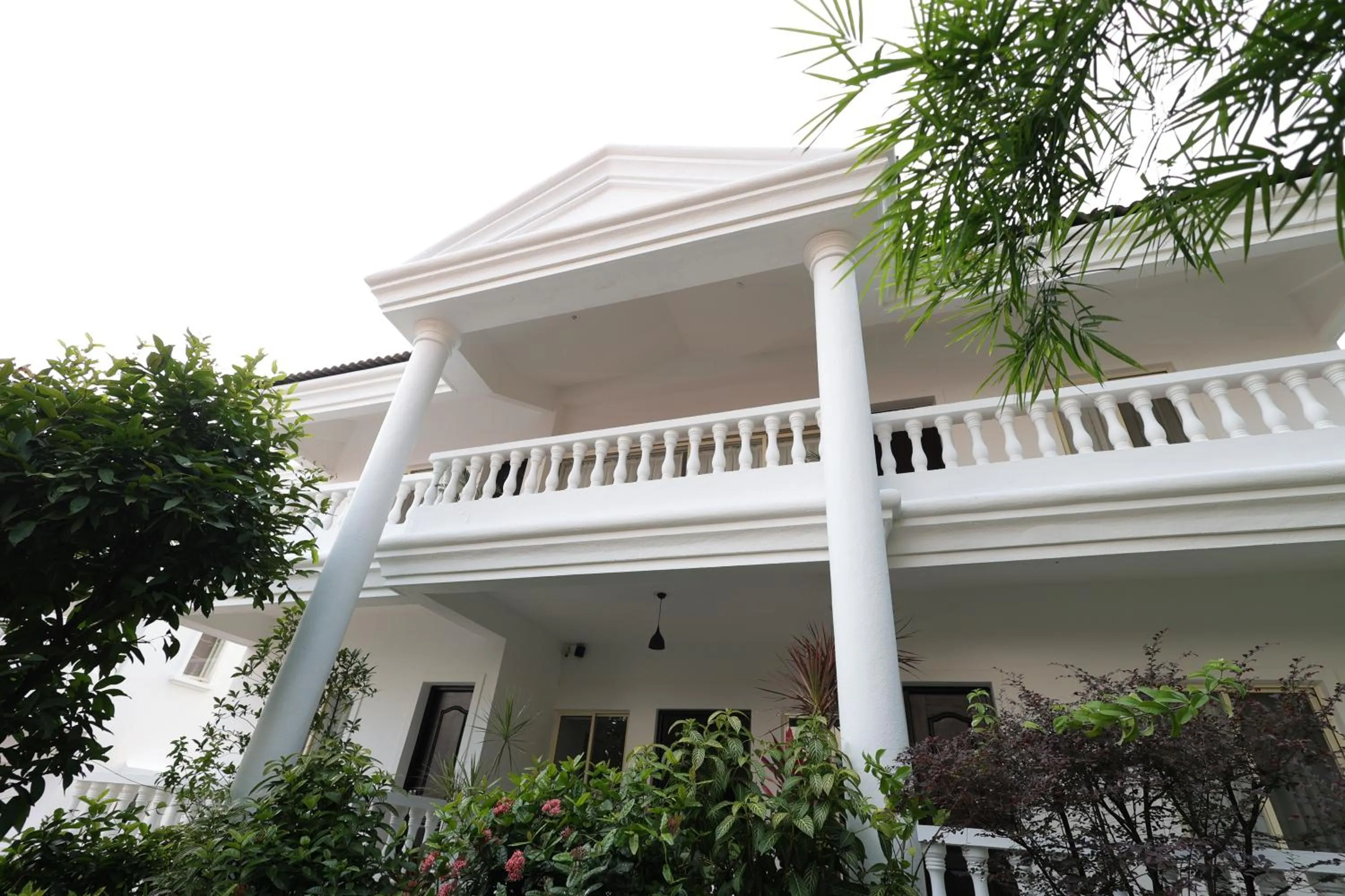 Property building in Casa Ahaana Resort Vagator, By Lavin Hotels