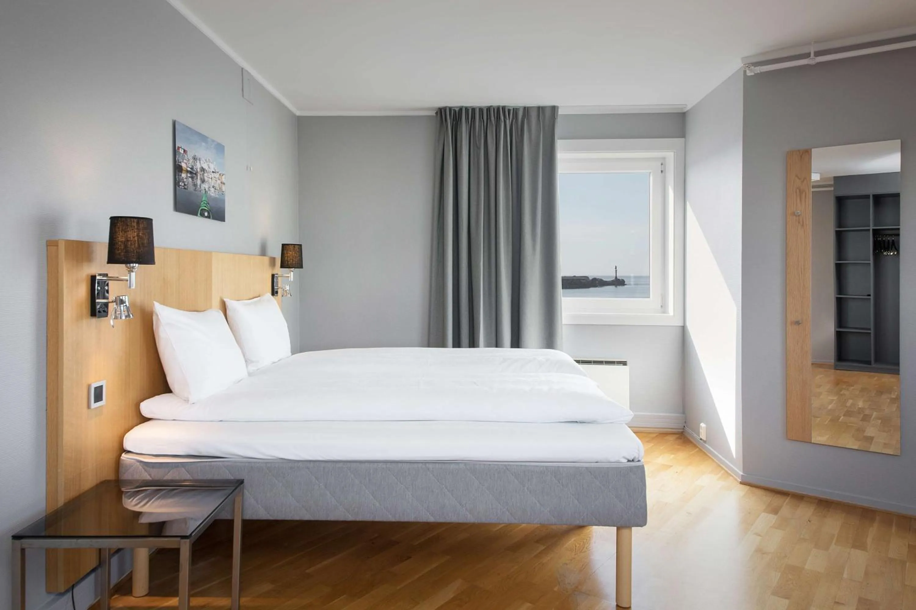 Standard Double Room in Scandic Vestfjord Lofoten