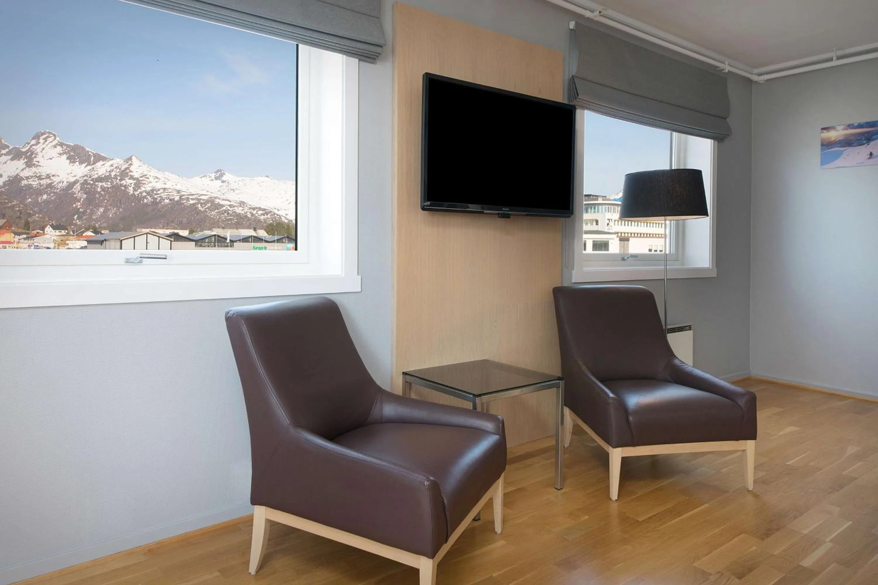 Living room in Scandic Vestfjord Lofoten