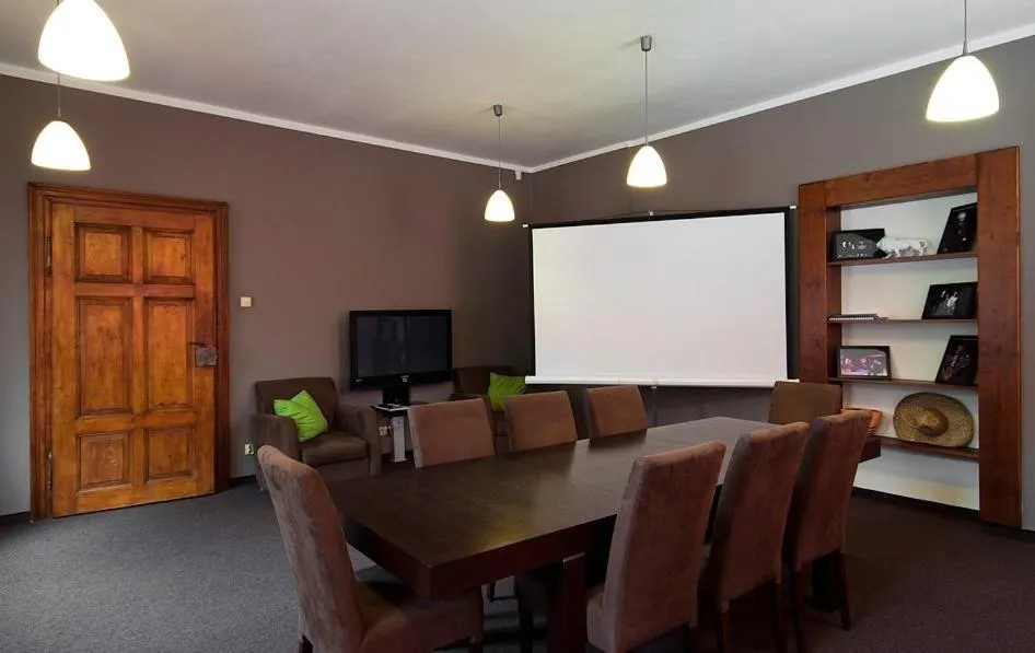 Business facilities in A' PROPOS Hotel, Restauracja, Club