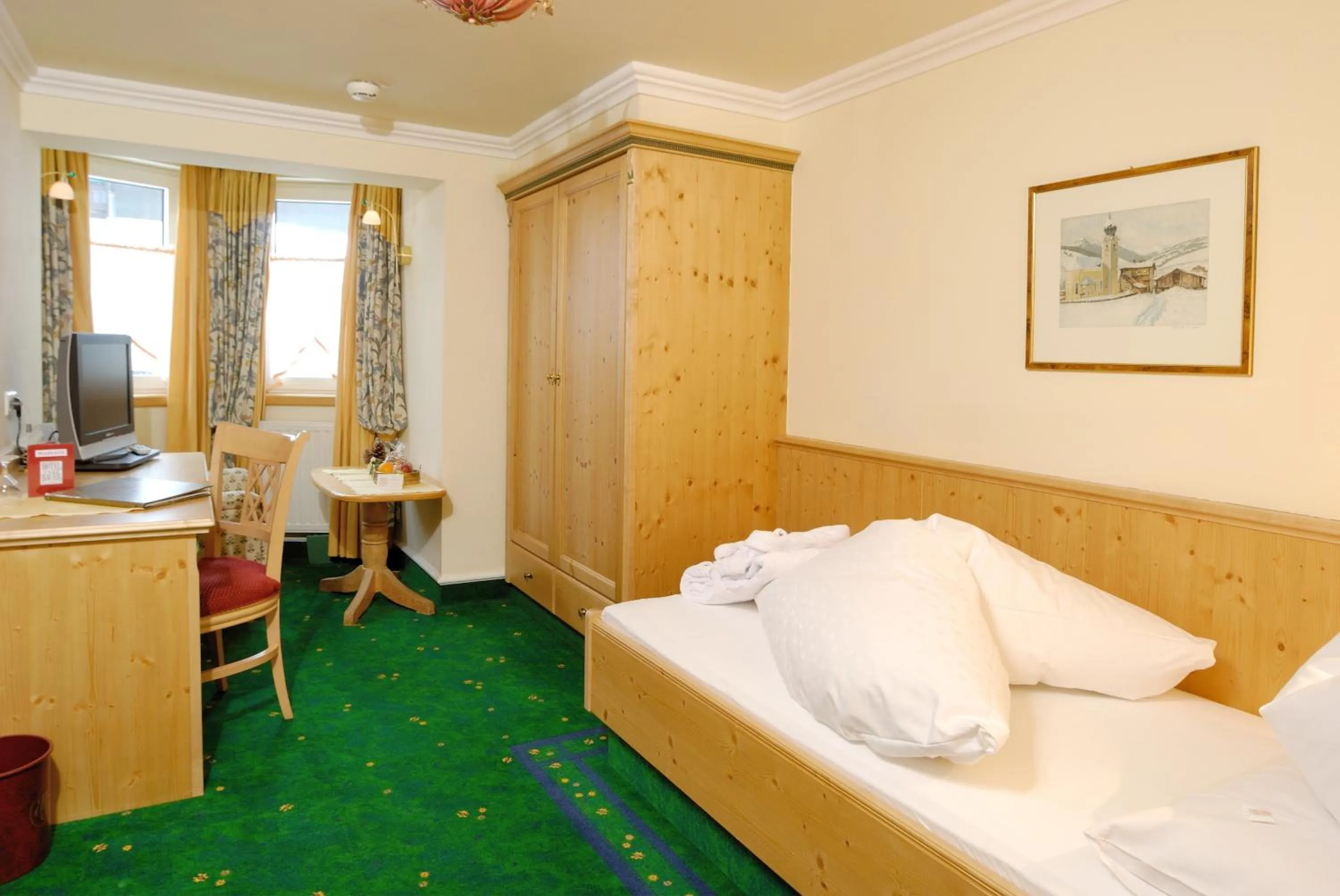 Photo of the whole room, Bed in Boutique-Hotel Bauer