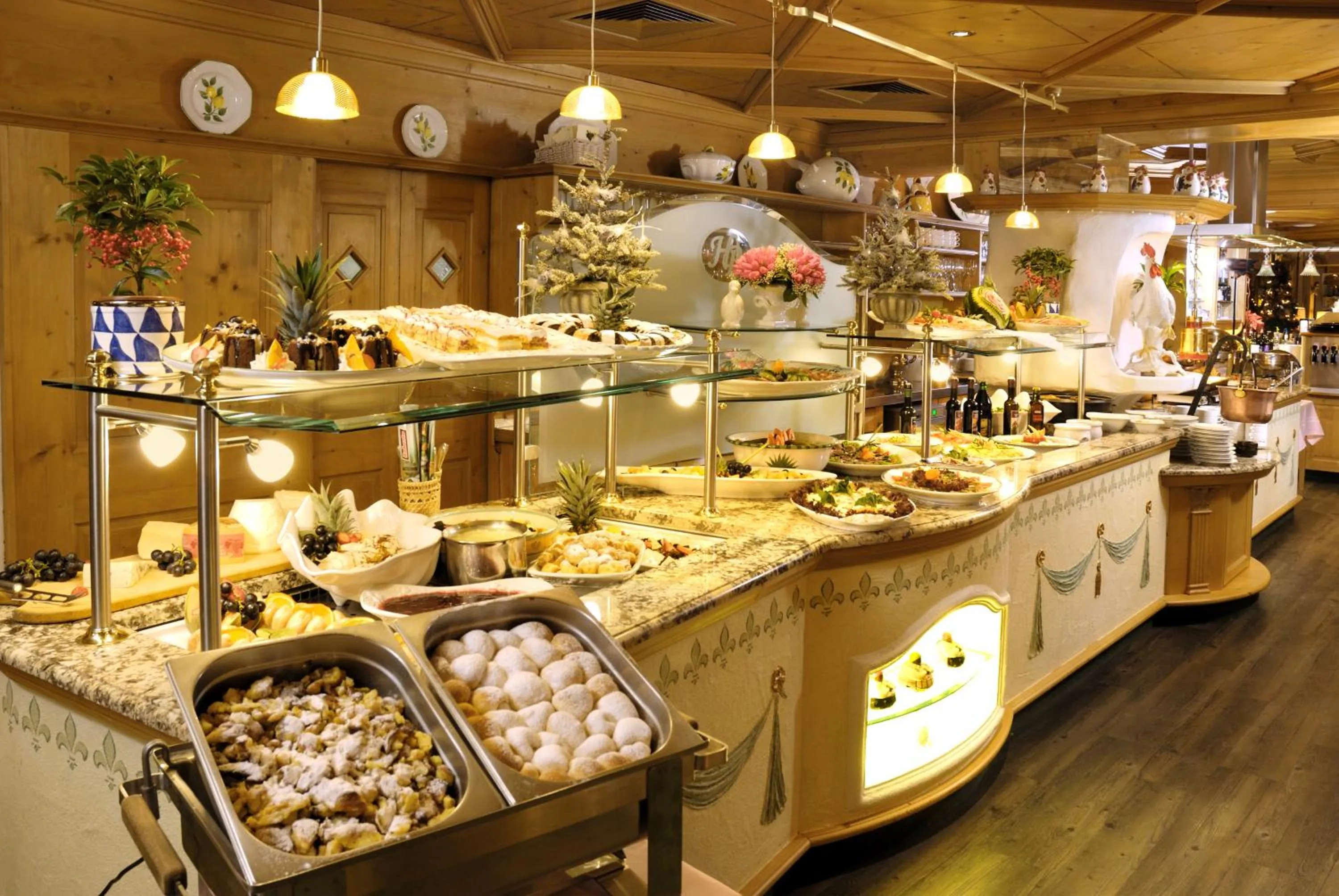 Buffet breakfast in Boutique-Hotel Bauer
