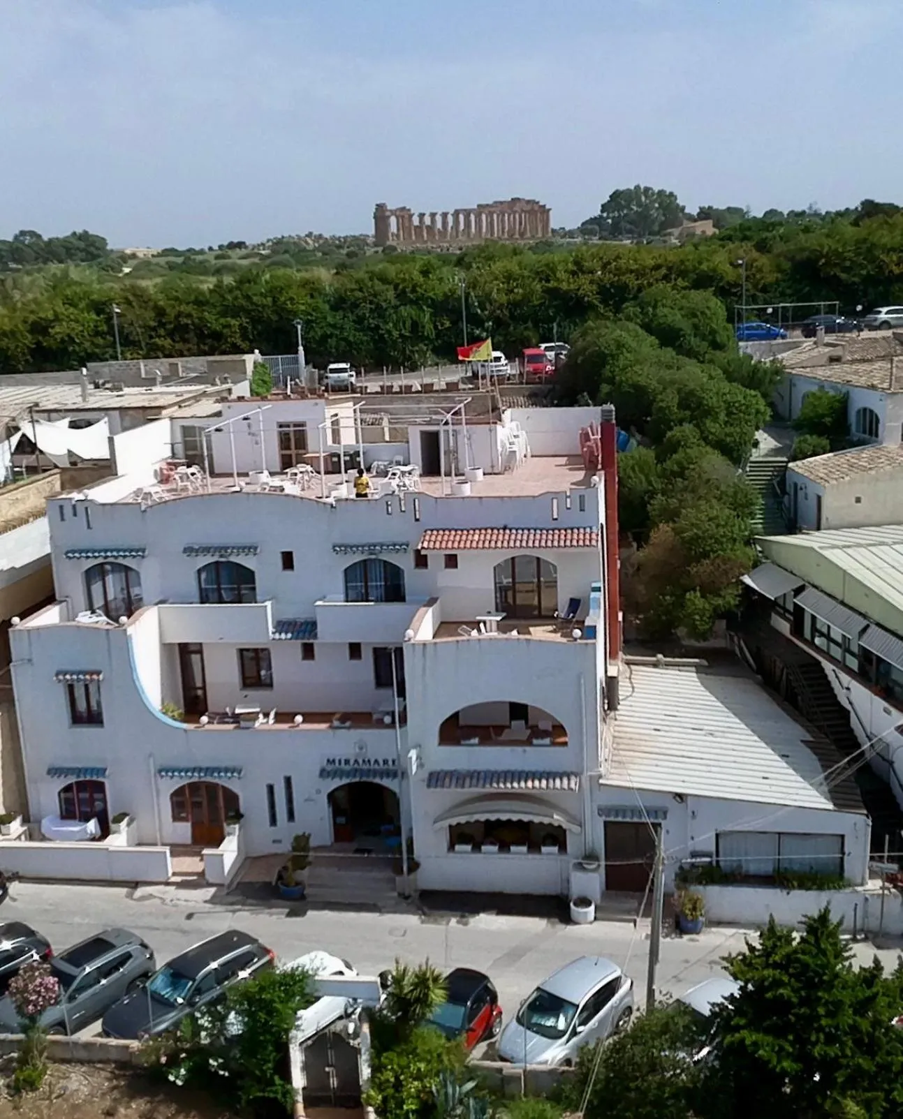 Property building in Hotel Miramare Garzia