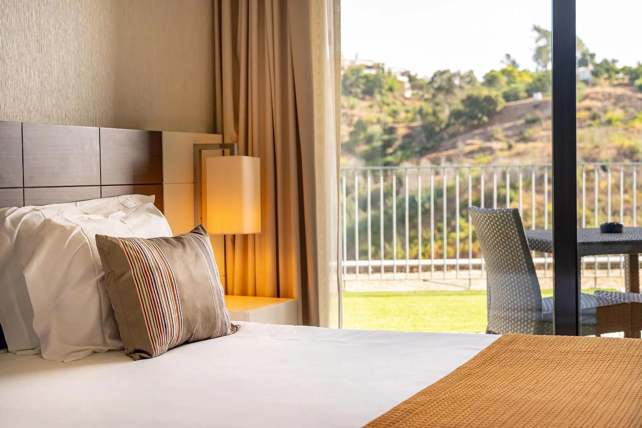Bedroom, Bed in Monchique Resort & Spa