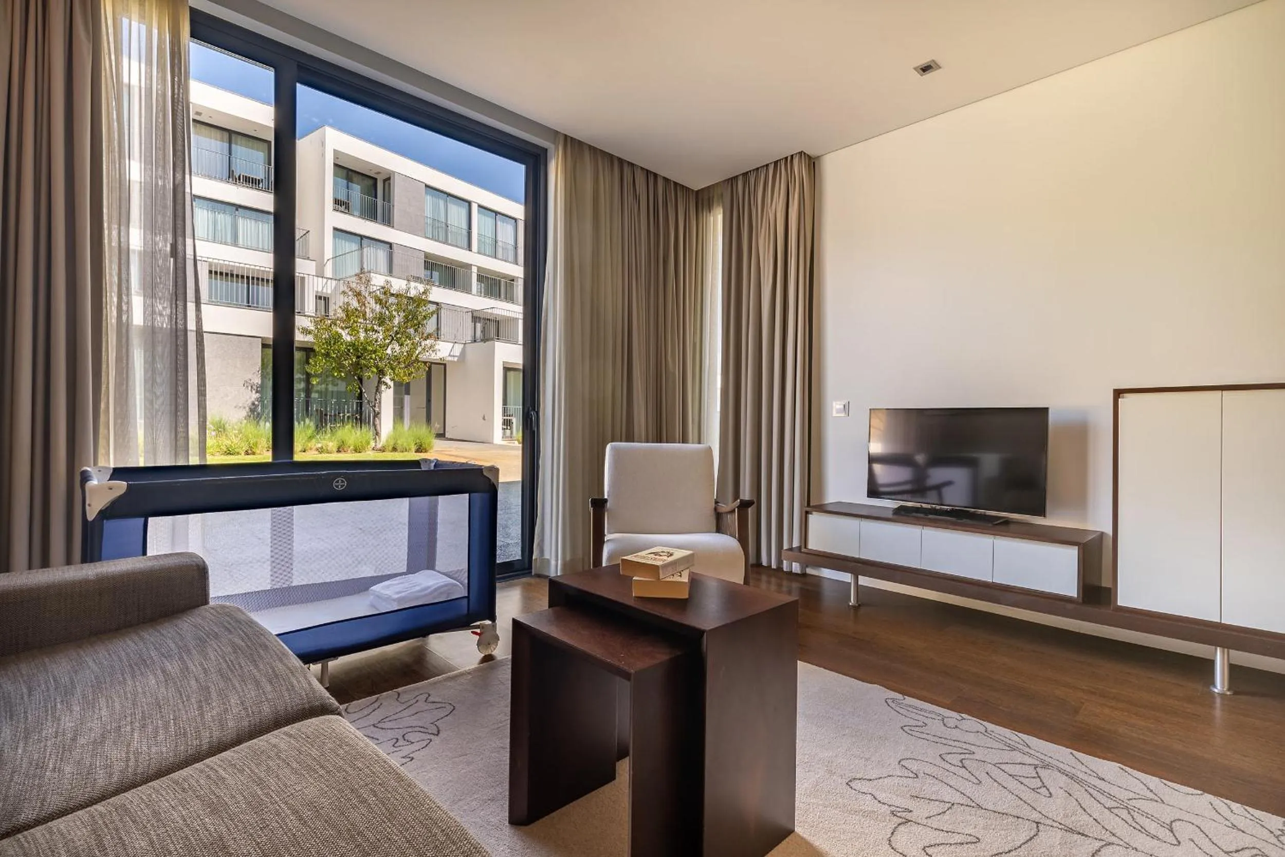 TV and multimedia in Monchique Resort & Spa