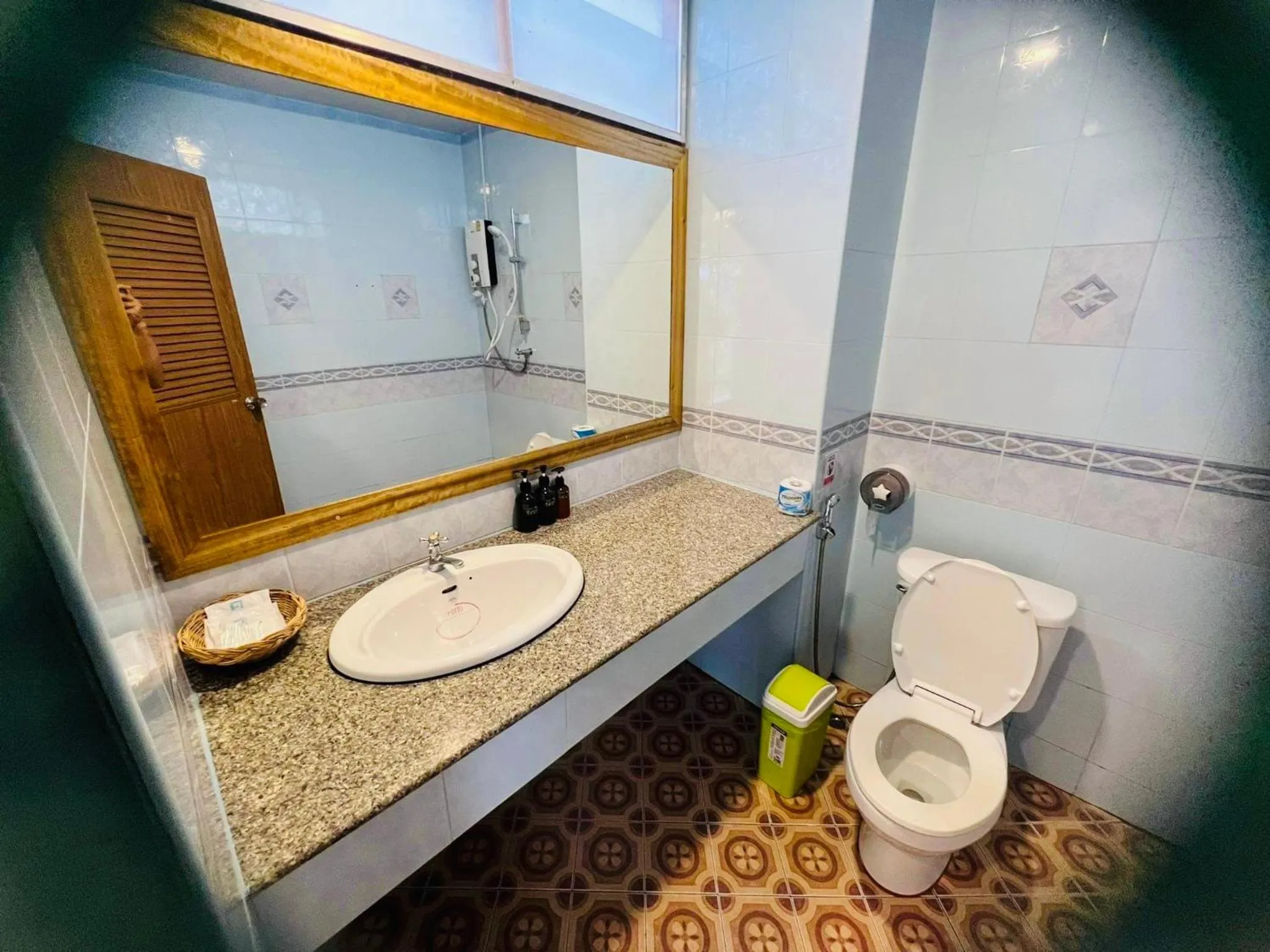 Bathroom in Koh Tao Heritage