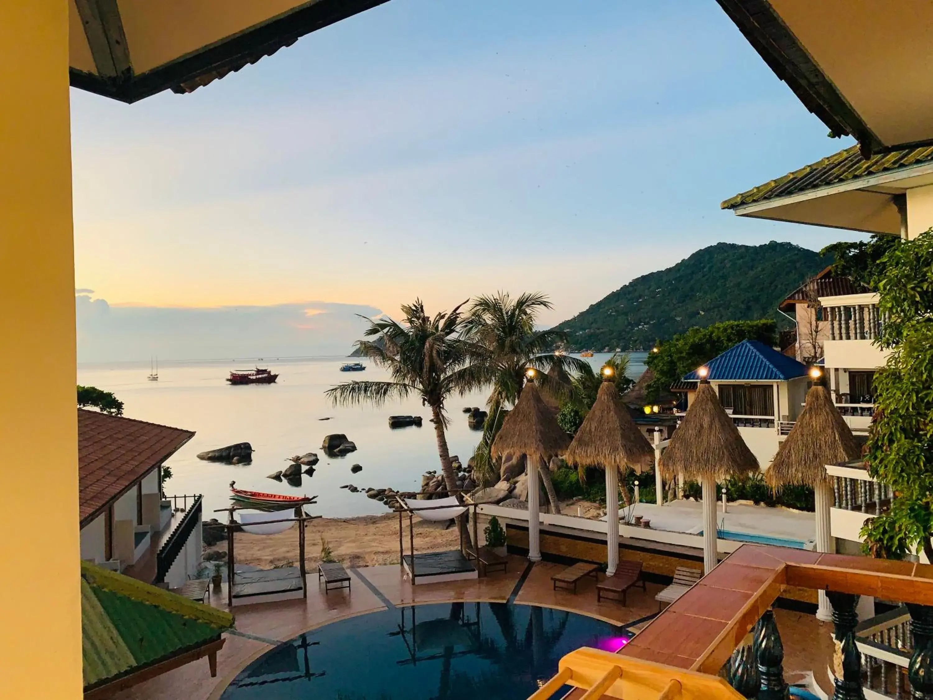 Superior Triple Room with Sea View - single occupancy in Koh Tao Heritage Superior Triple Room with Sea View - single occupancy in Koh Tao Heritage