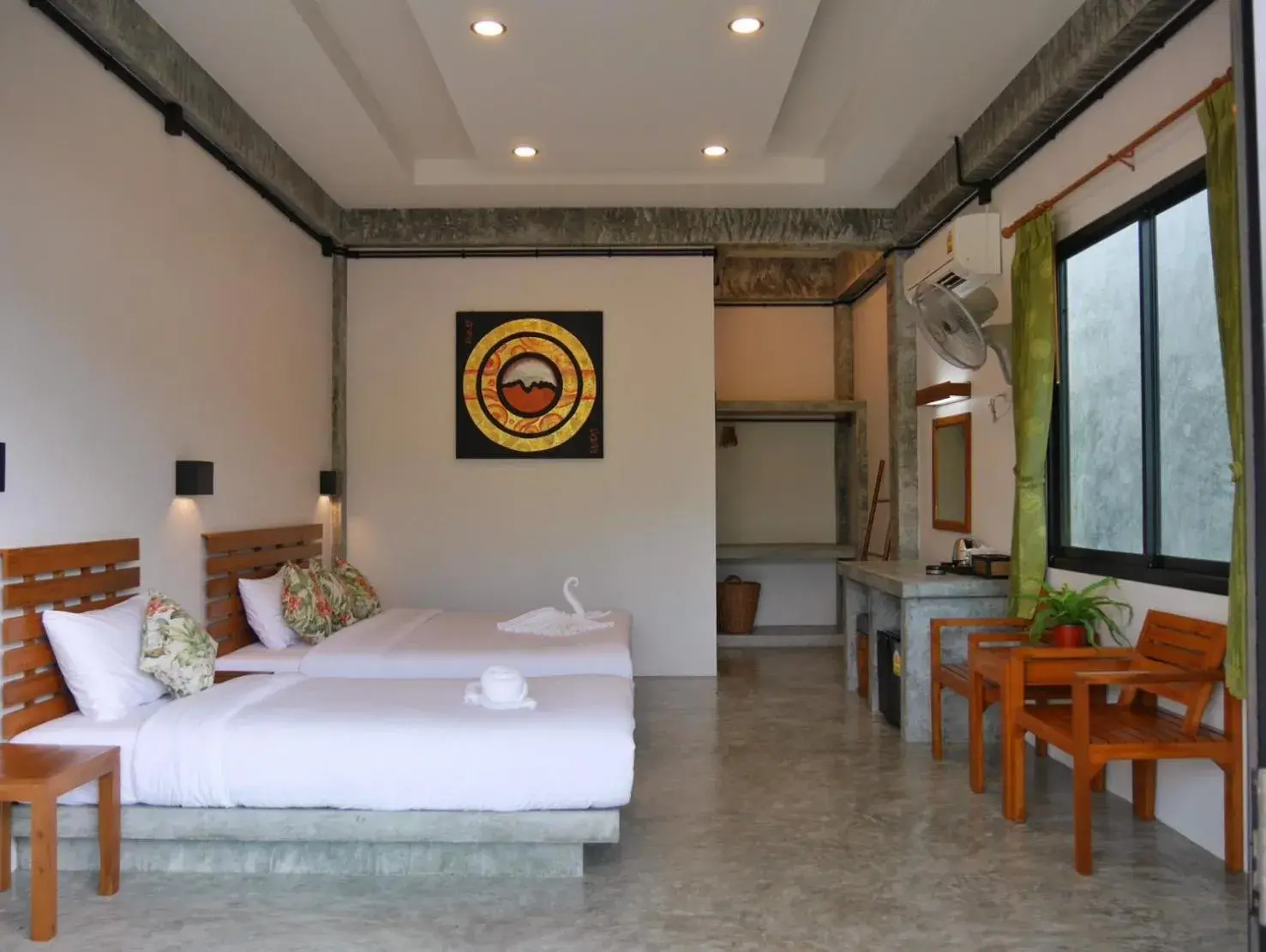 Triple Room with Balcony in Koh Tao Heritage Triple Room with Balcony in Koh Tao Heritage