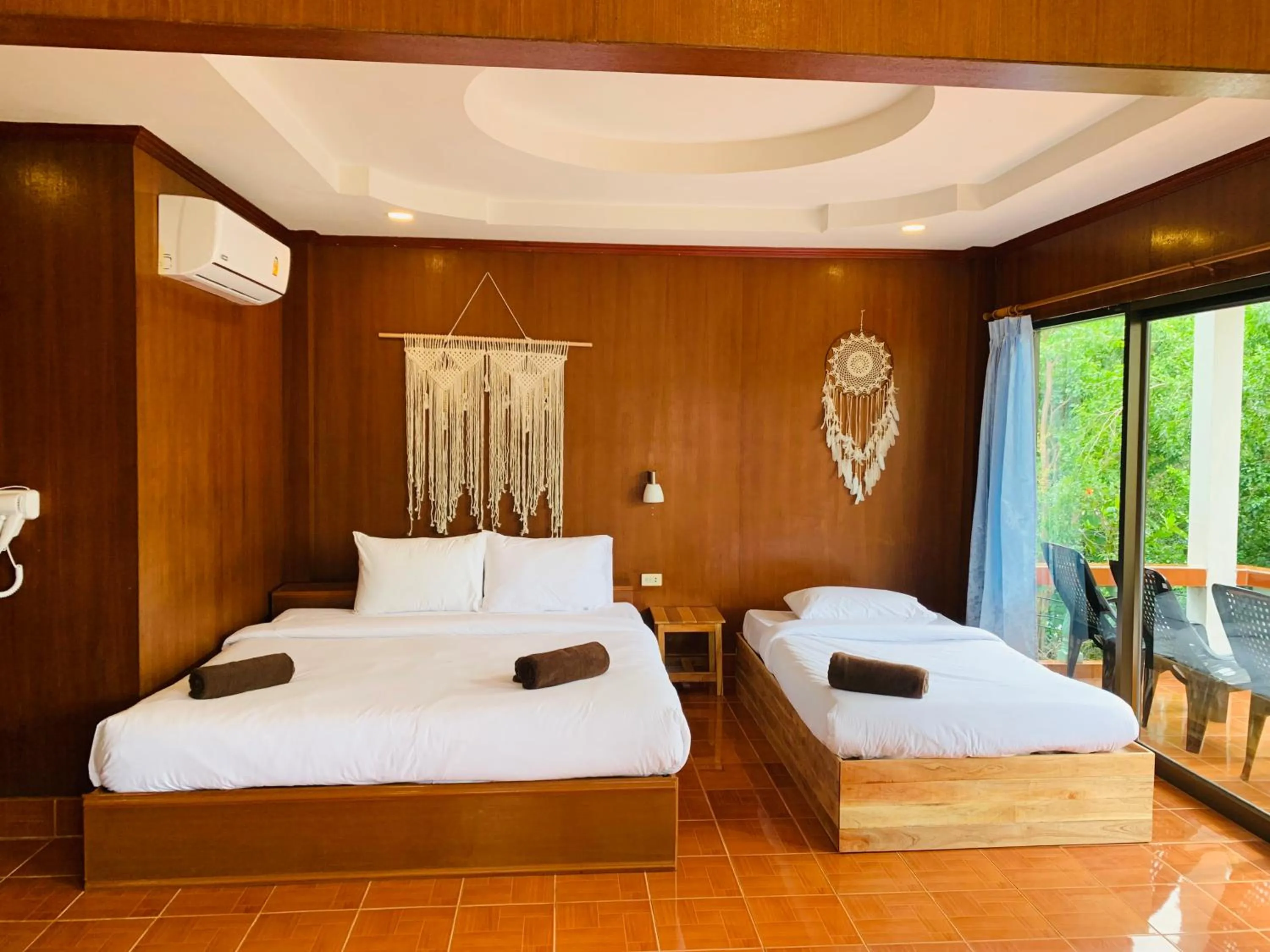 Bed in Koh Tao Heritage