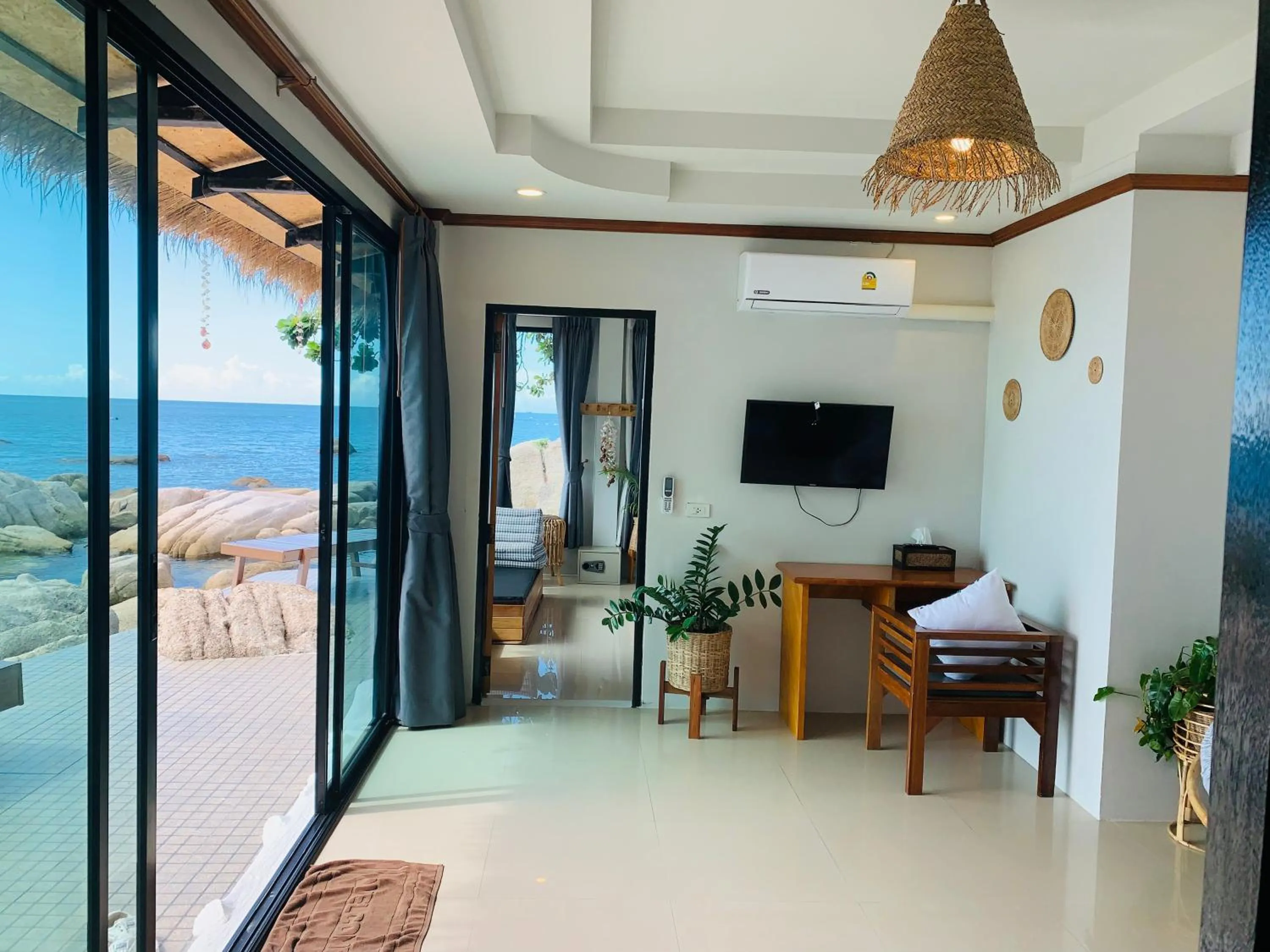 Living room in Koh Tao Heritage