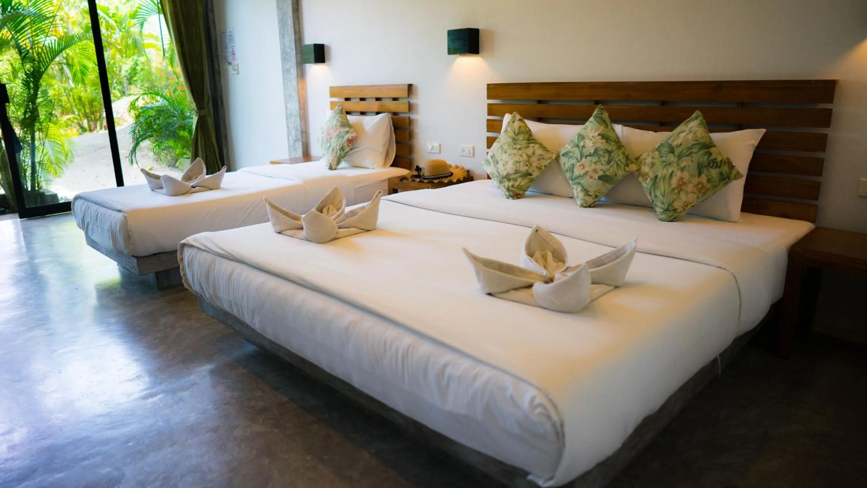 Bed in Koh Tao Heritage