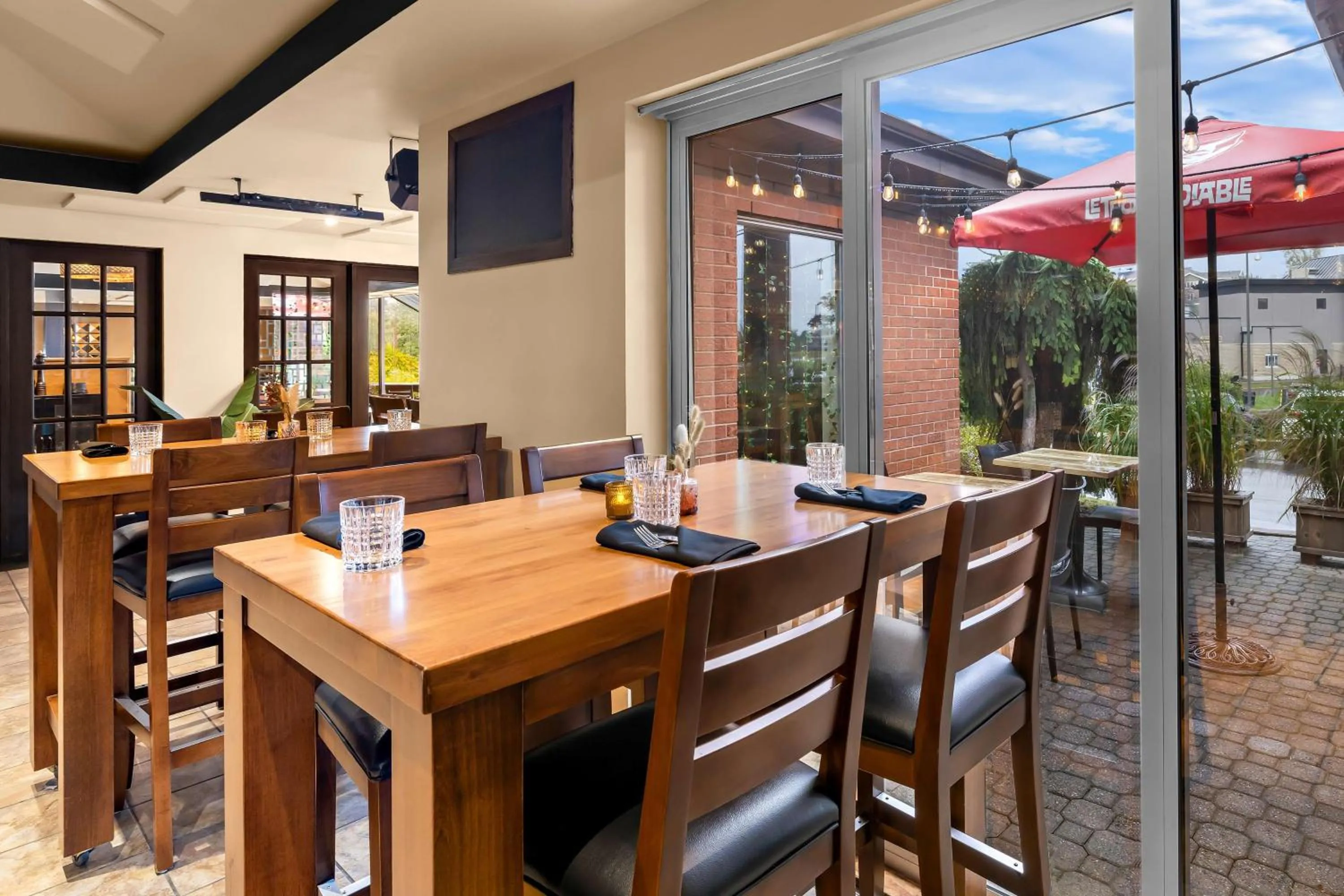 Lounge or bar in Best Western Hotel St. Jerome