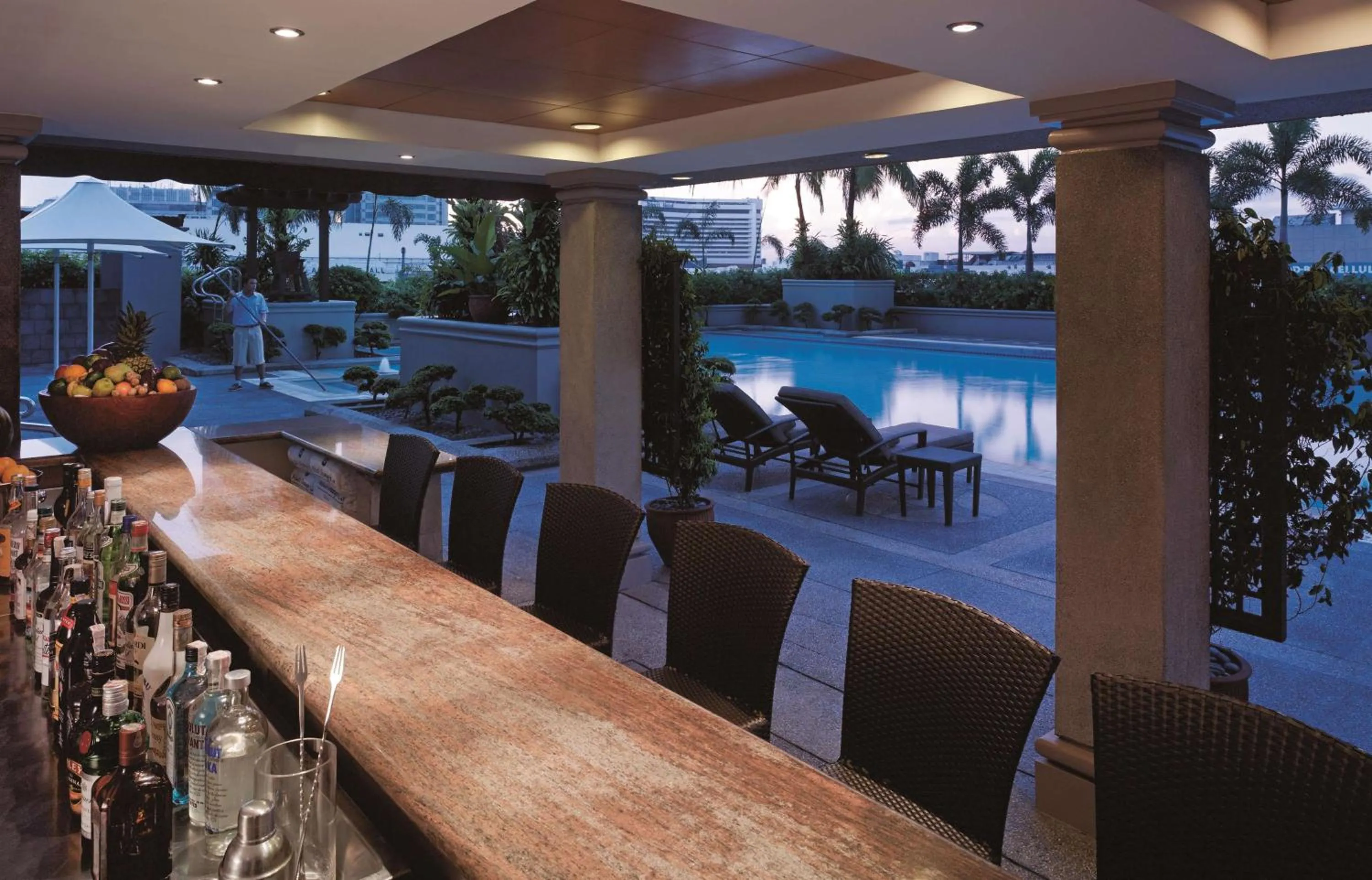 Restaurant/places to eat in Makati Shangri-La, Manila