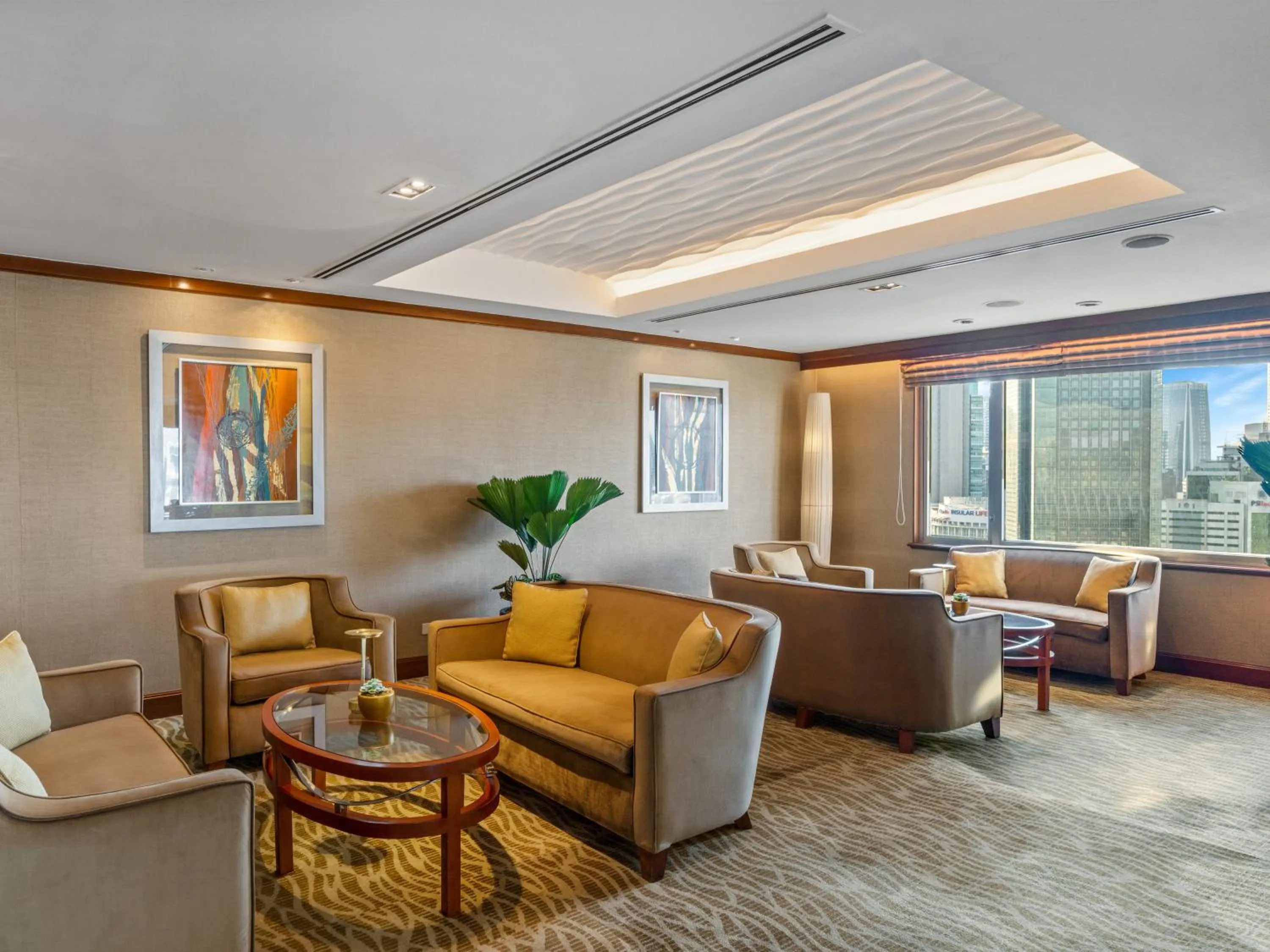 Restaurant/places to eat in Makati Shangri-La, Manila