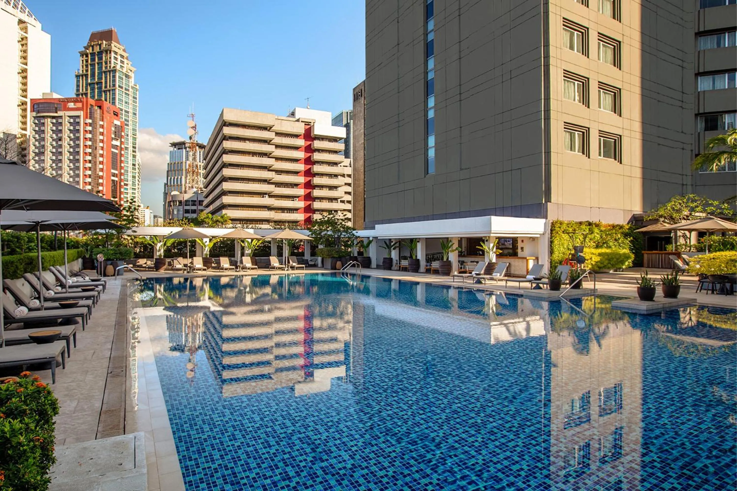 Pool view in Makati Shangri-La, Manila