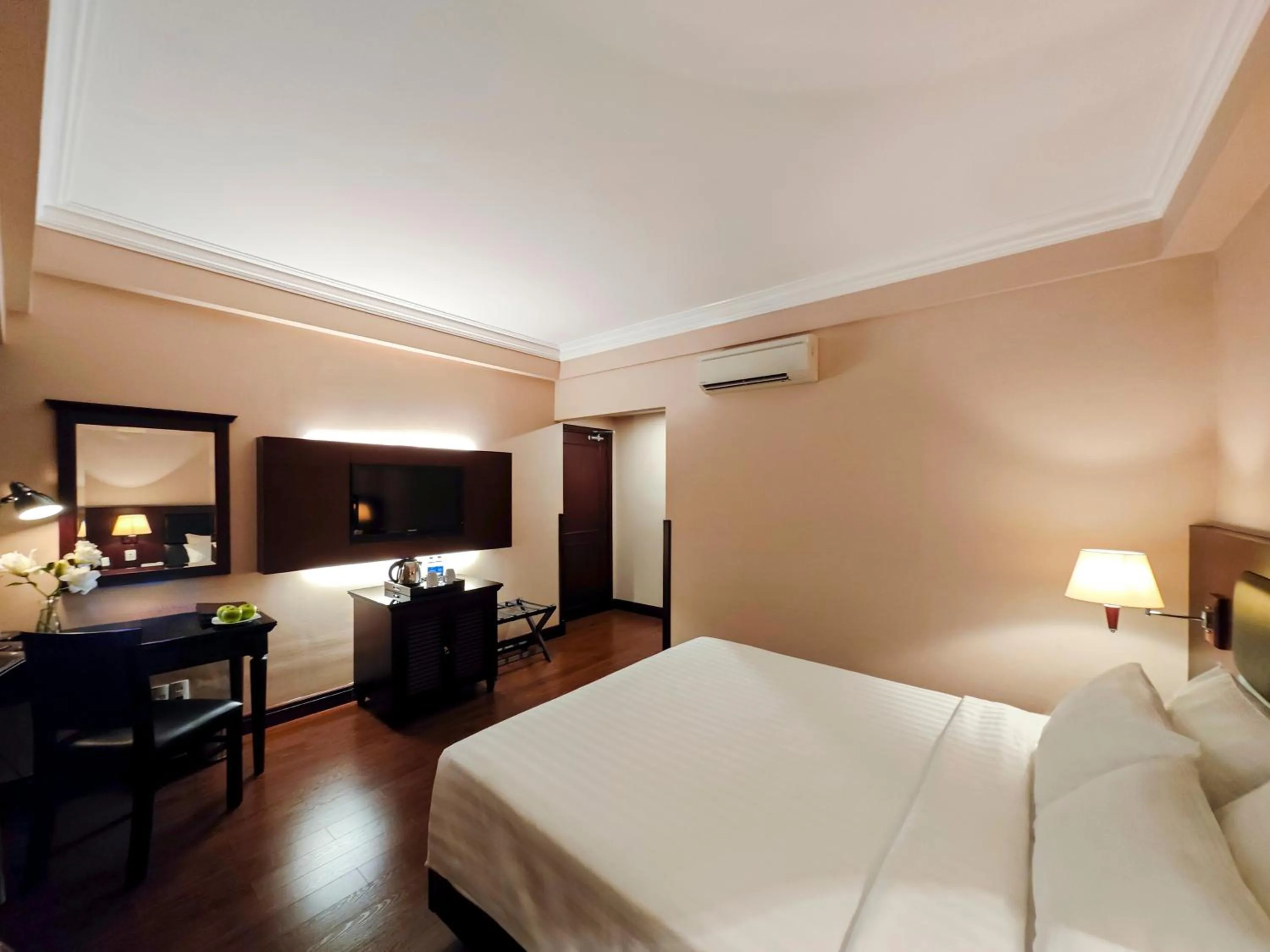 Bed in Nhat Ha 2 Hotel