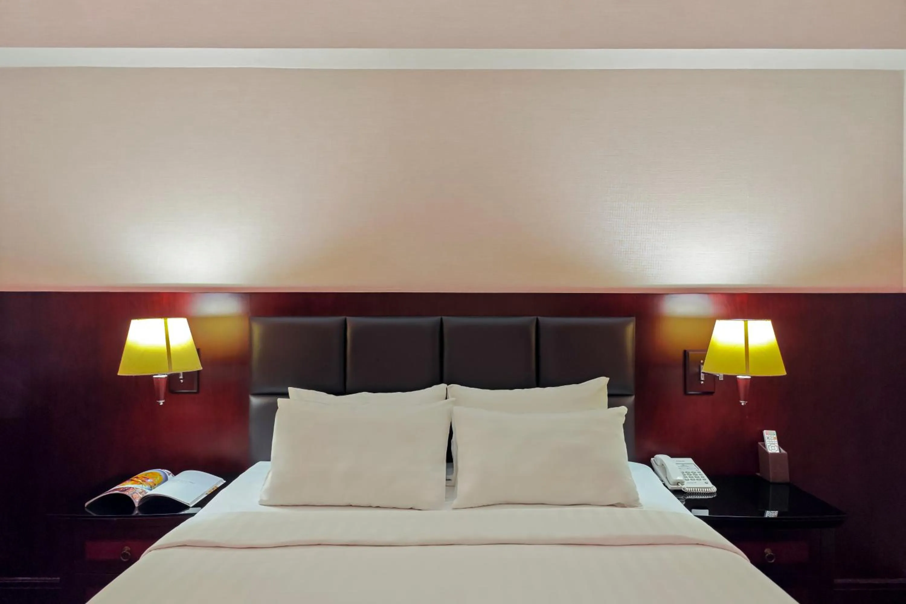 Bed in Nhat Ha 2 Hotel