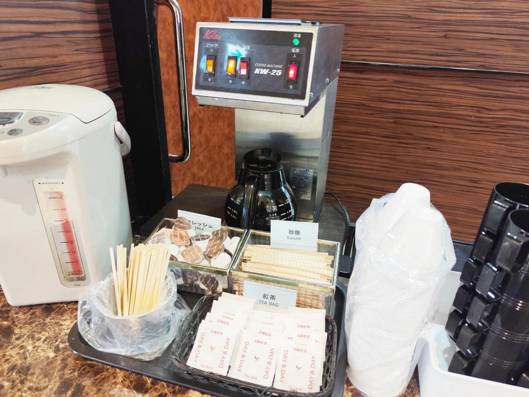 Coffee/tea facilities in Hotel Chuo Oasis