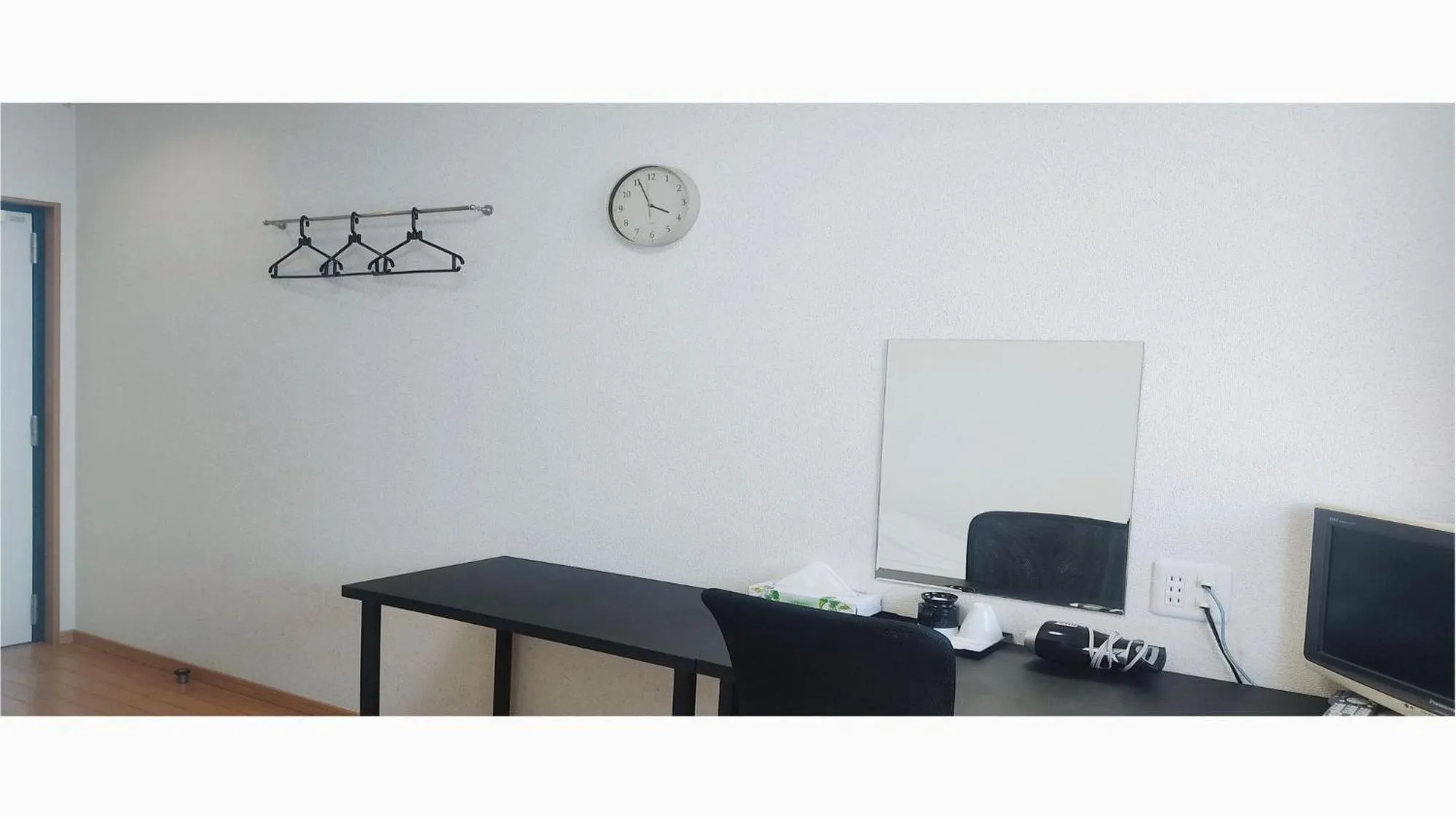 Photo of the whole room in Hotel Chuo Oasis