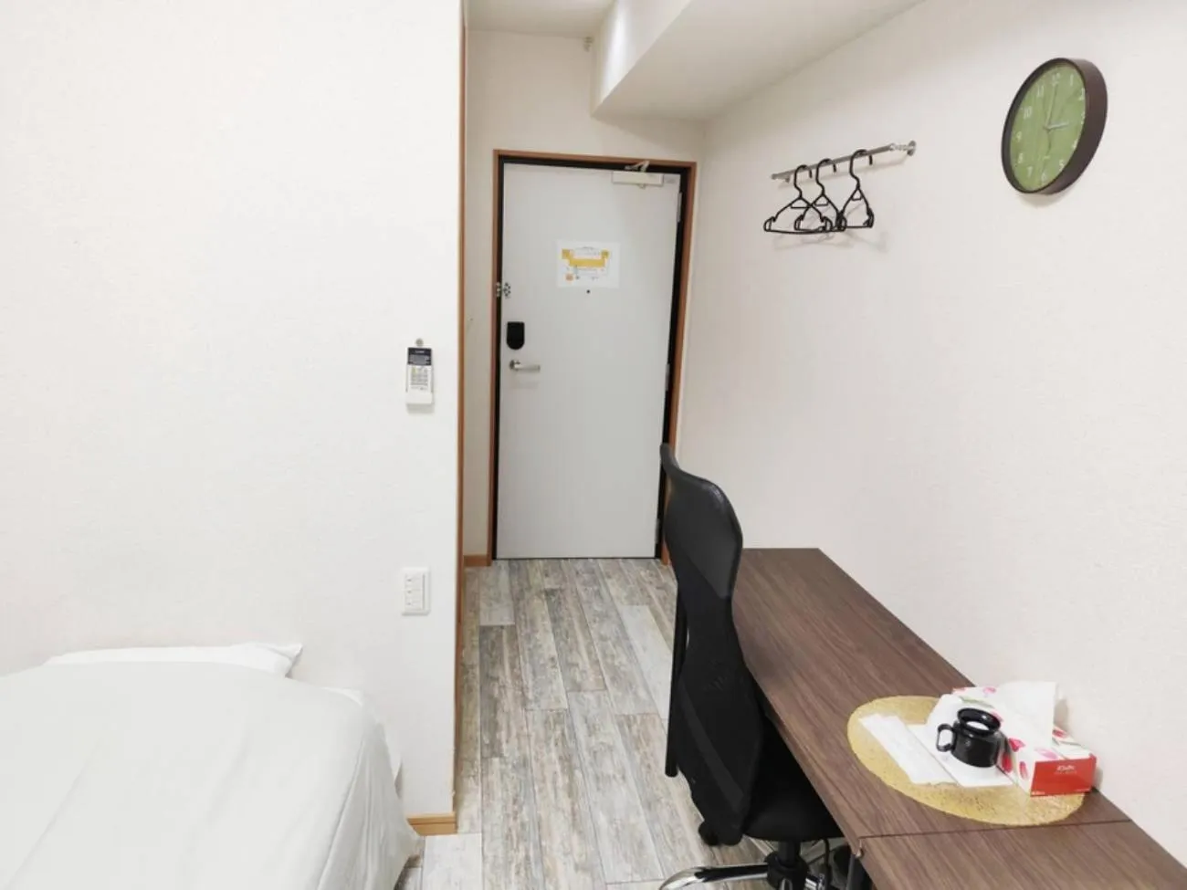 Bedroom, Bed in Hotel Chuo Oasis