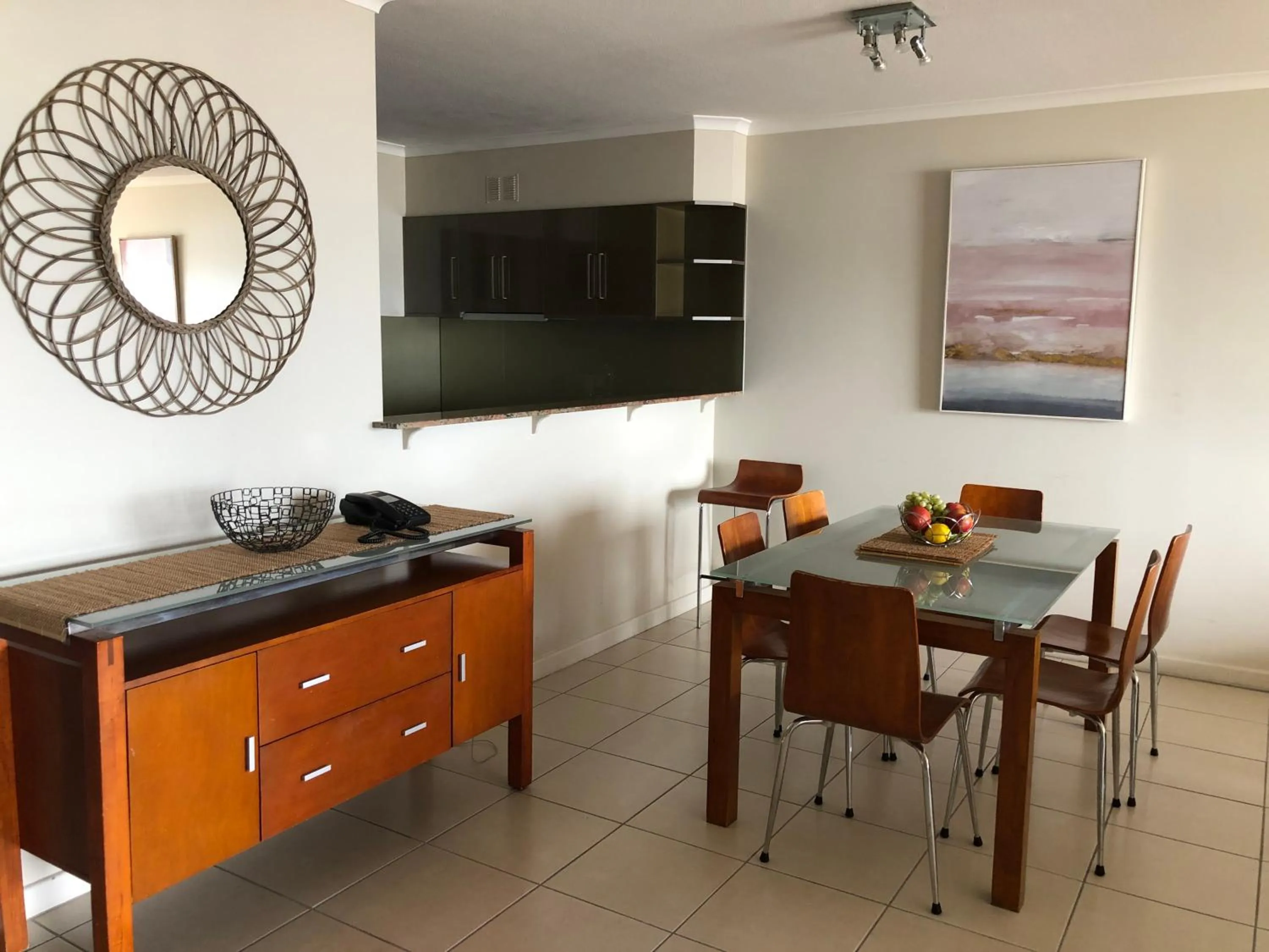 Property building in Coral Towers Holiday Suites