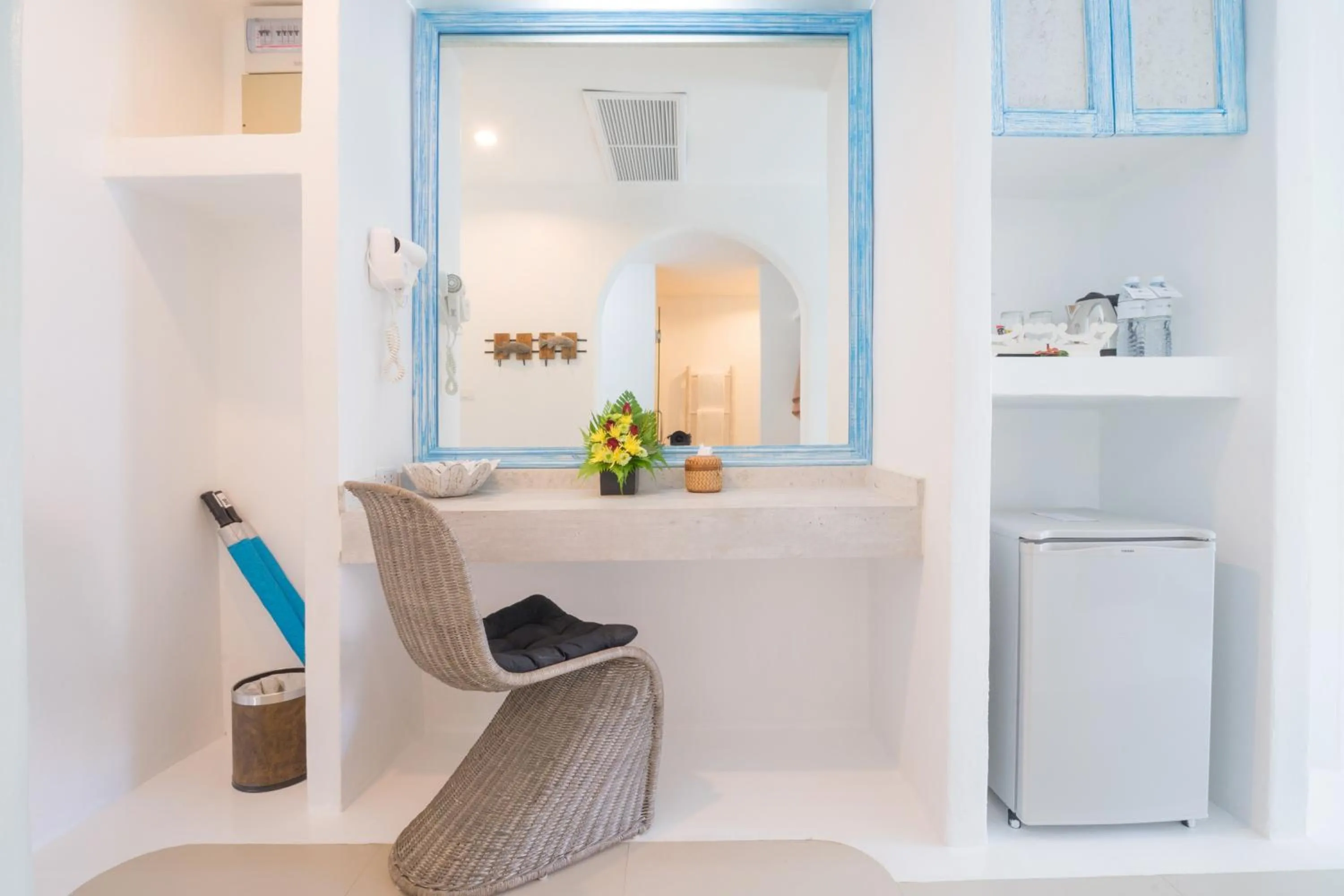 Seating area in Ocean Breeze Resort Khaolak