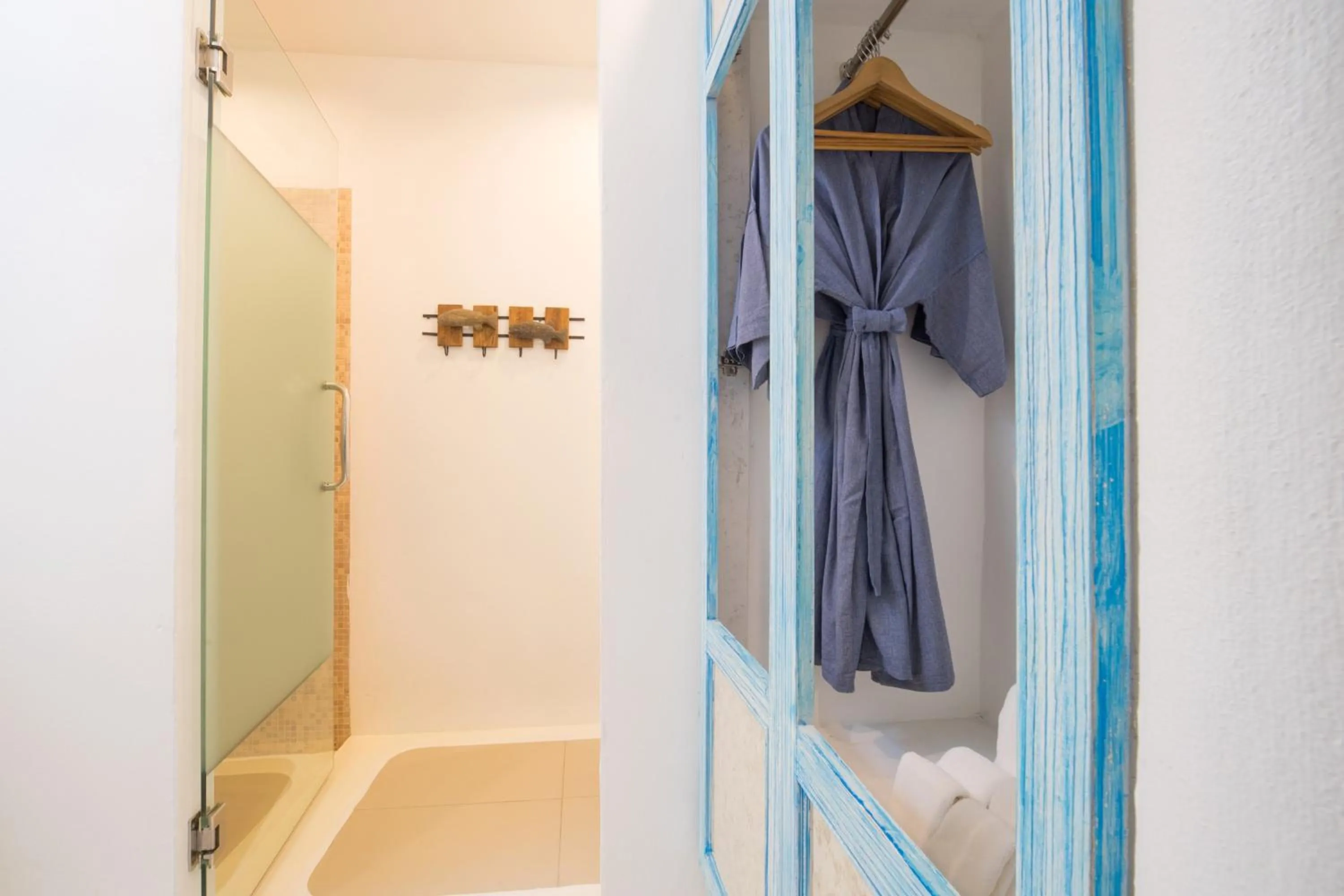 Bathroom in Ocean Breeze Resort Khaolak