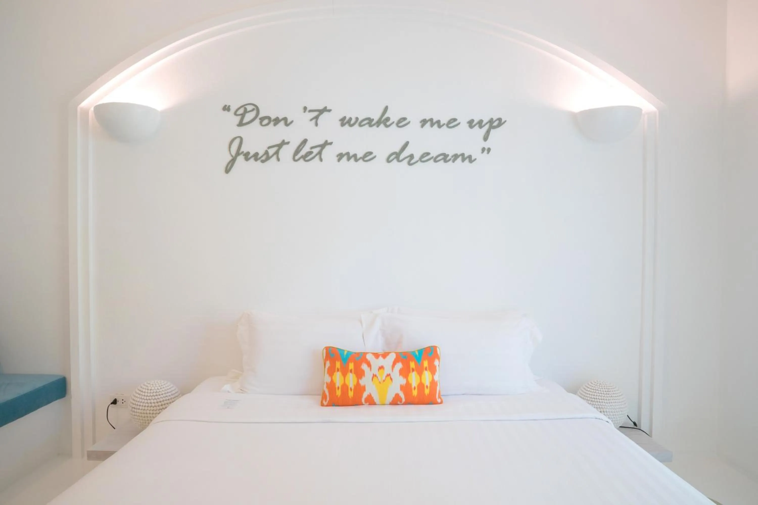 Bed in Ocean Breeze Resort Khaolak