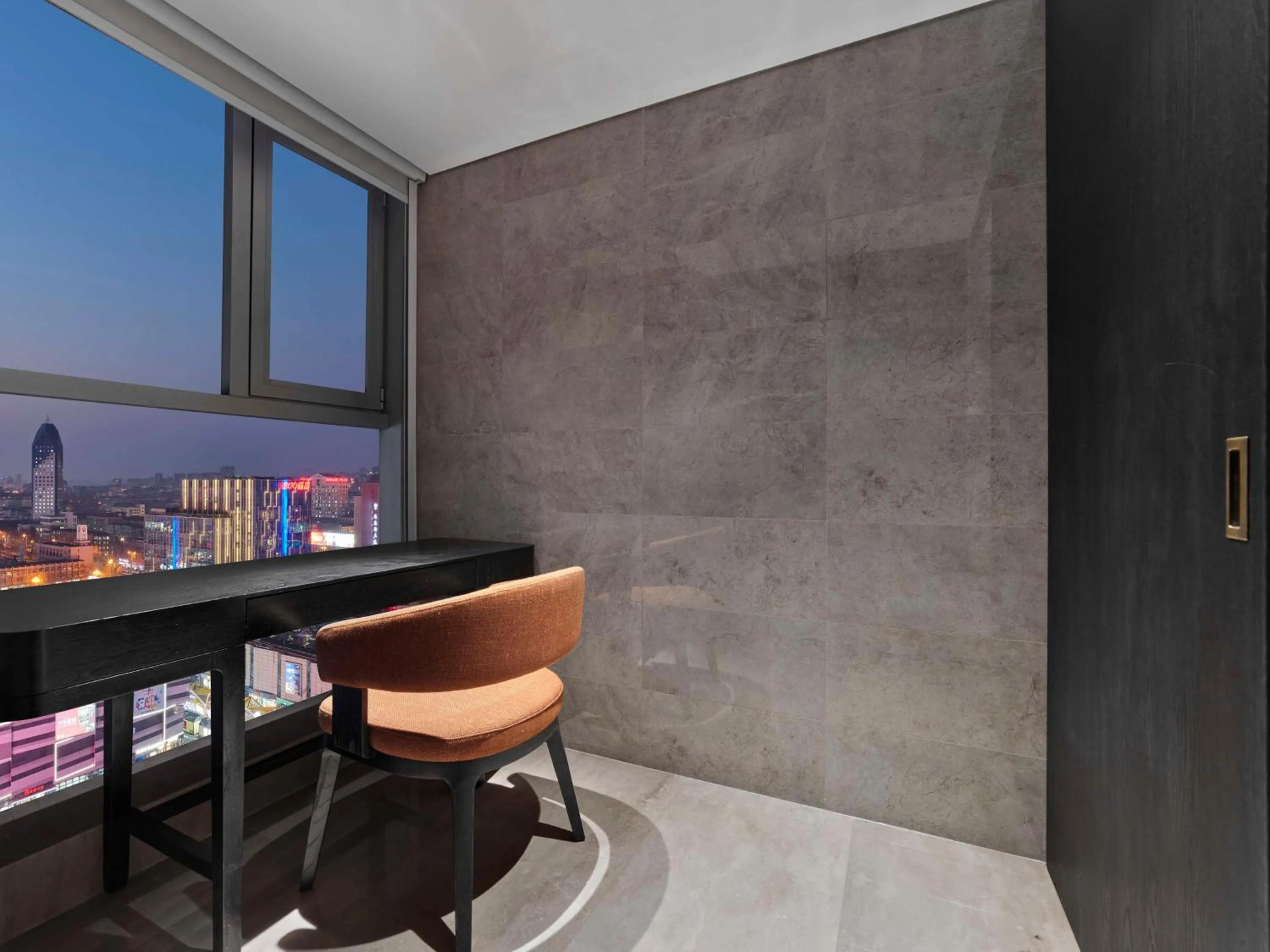 Bedroom in DoubleTree by Hilton Weihai