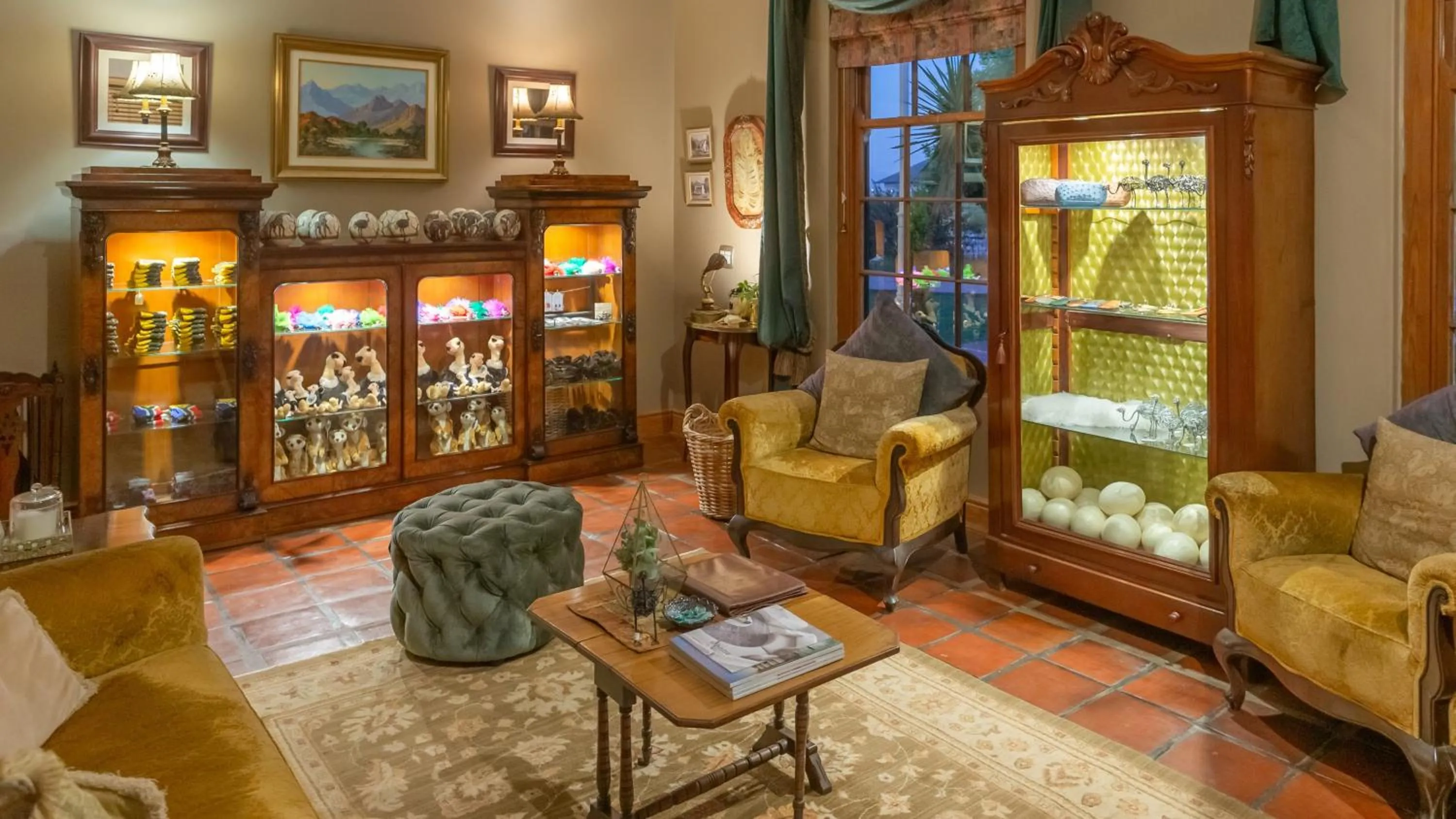 Communal lounge/ TV room in La Plume Boutique Hotel & Spa