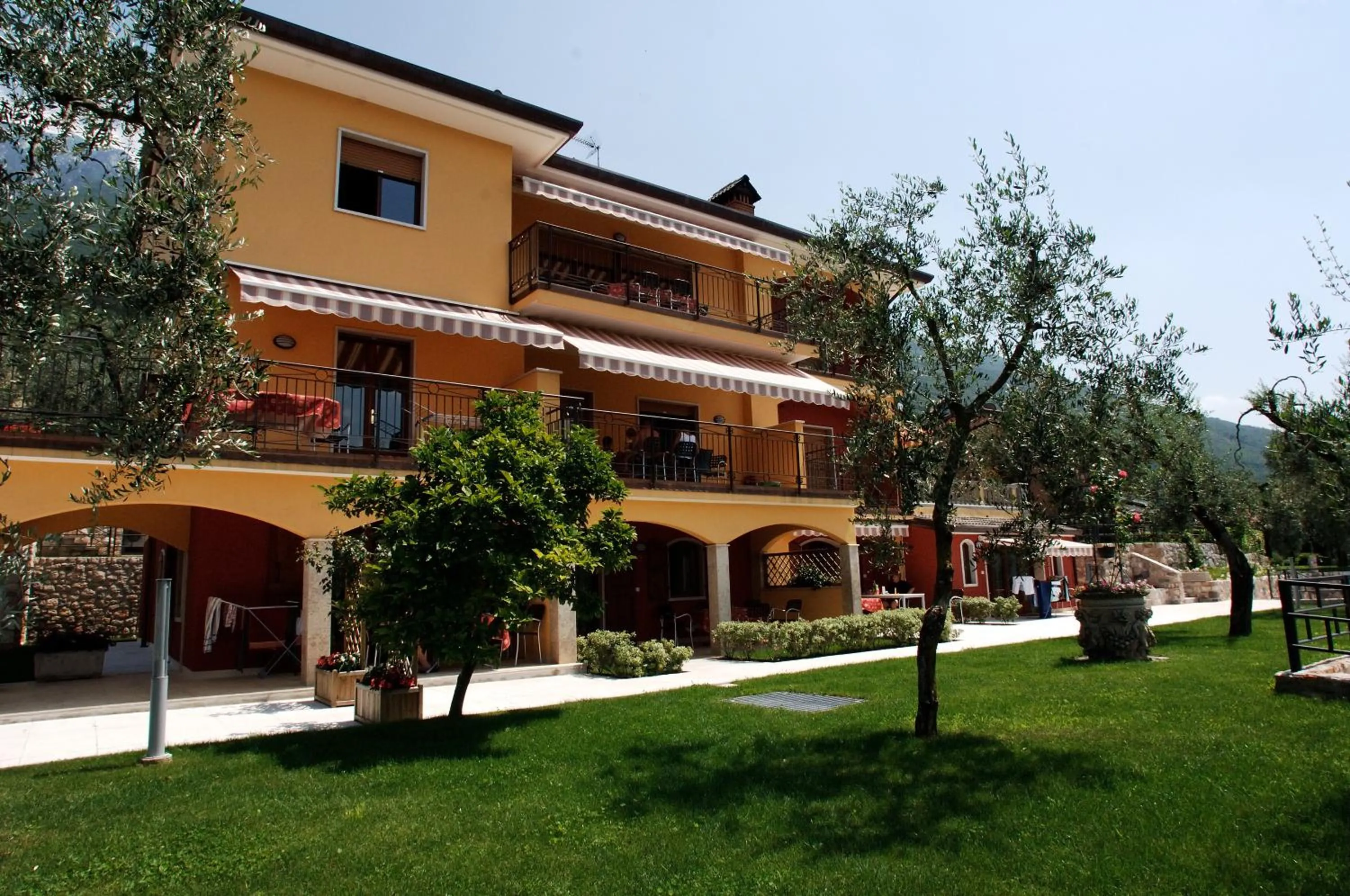 Property building in Villa Due Leoni - Residence