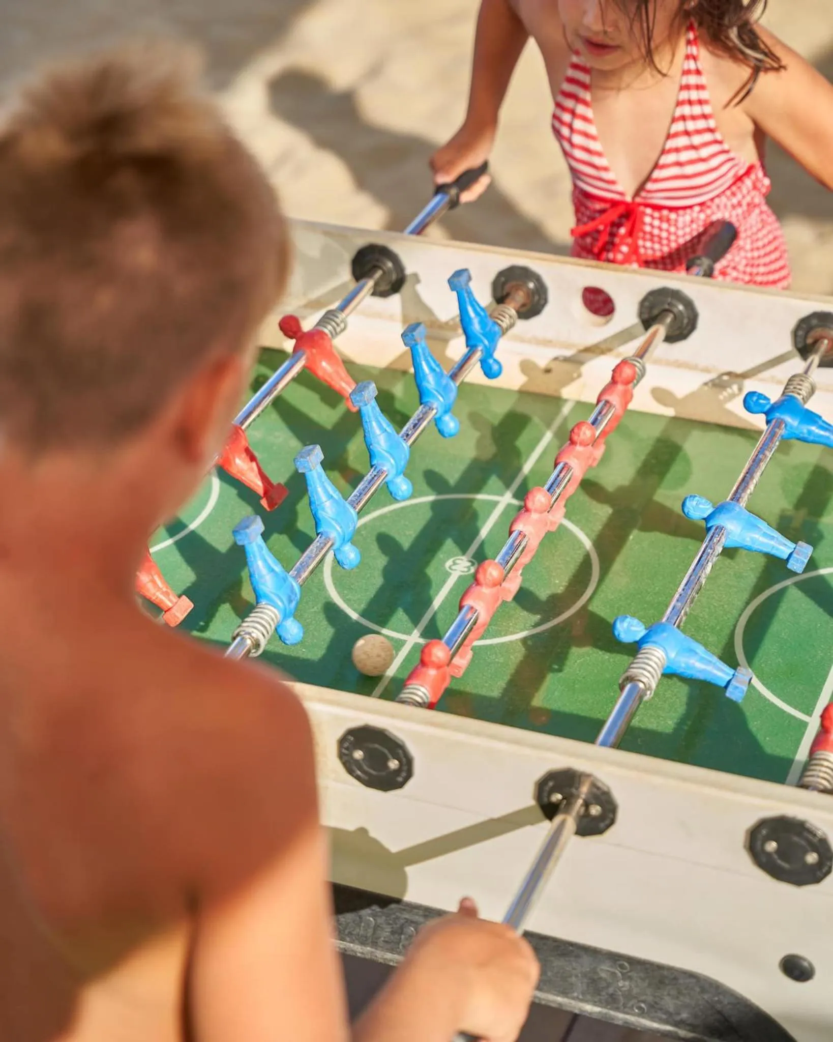 children in Hotel Arabesco