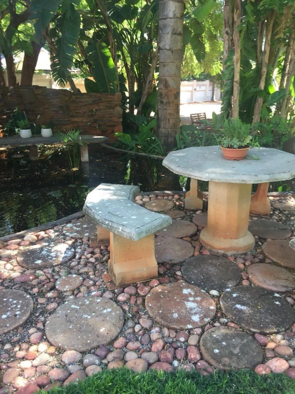 Garden in The Doors Inn