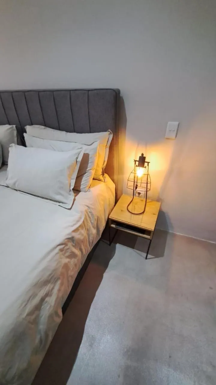 Bedroom, Bed in The Doors Inn