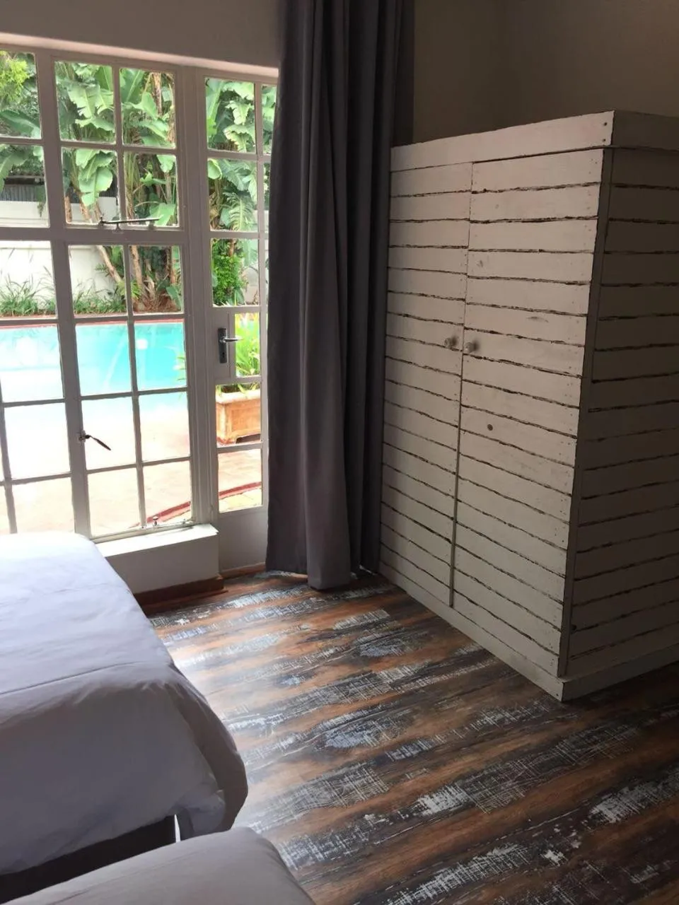 View (from property/room), Bed in The Doors Inn