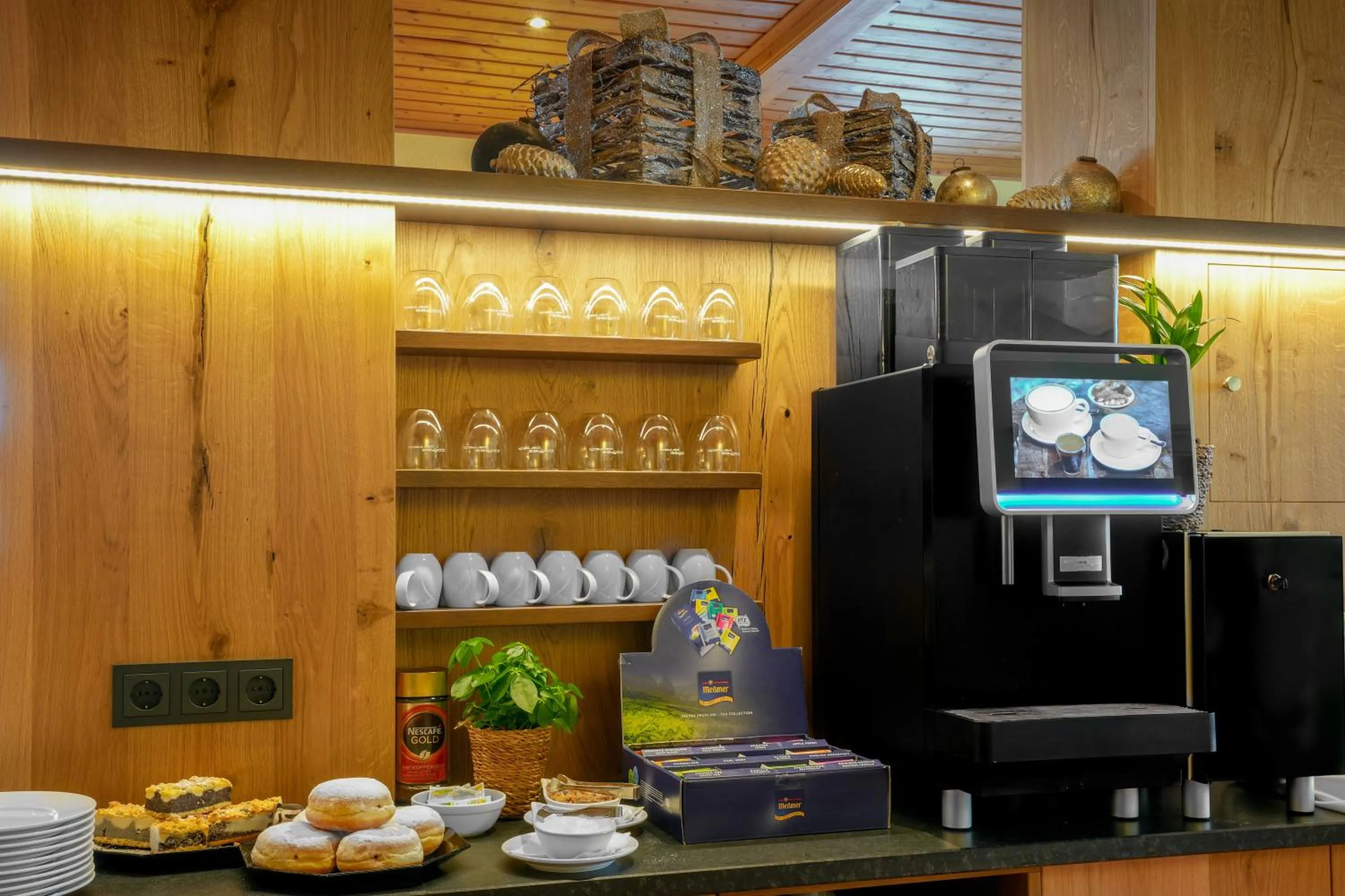 Coffee/tea facilities in Landhotel Magdalenenhof GbR